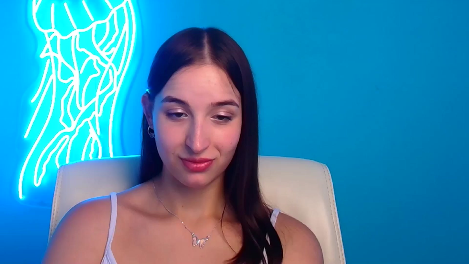 Gallery image thumbnail from Lilli_Fun's myfreecams stream on, 07/20/2024, 08:14 image 1 of 20
