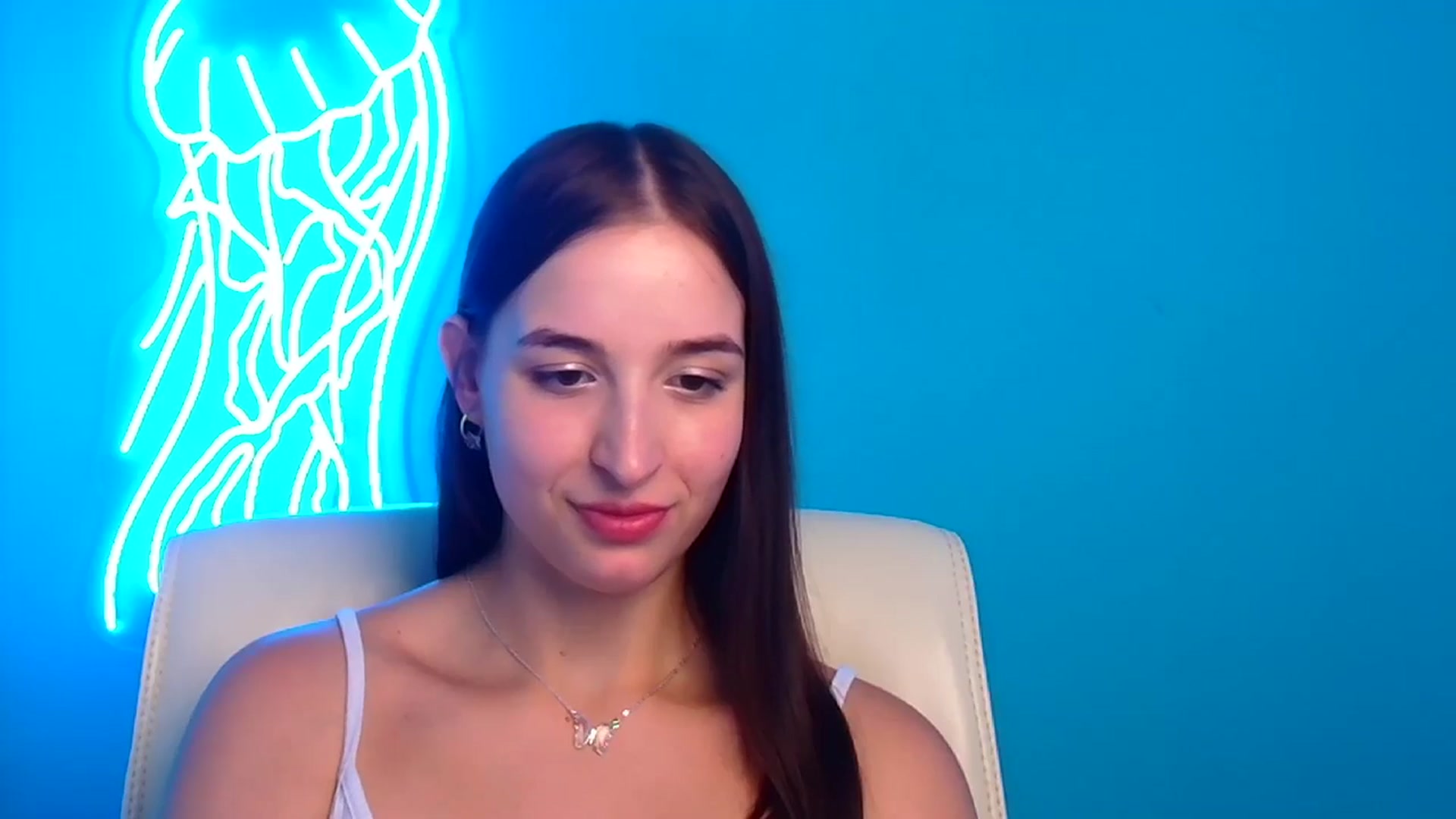 Gallery image thumbnail from Lilli_Fun's myfreecams stream on, 07/20/2024, 09:06 image 7 of 20