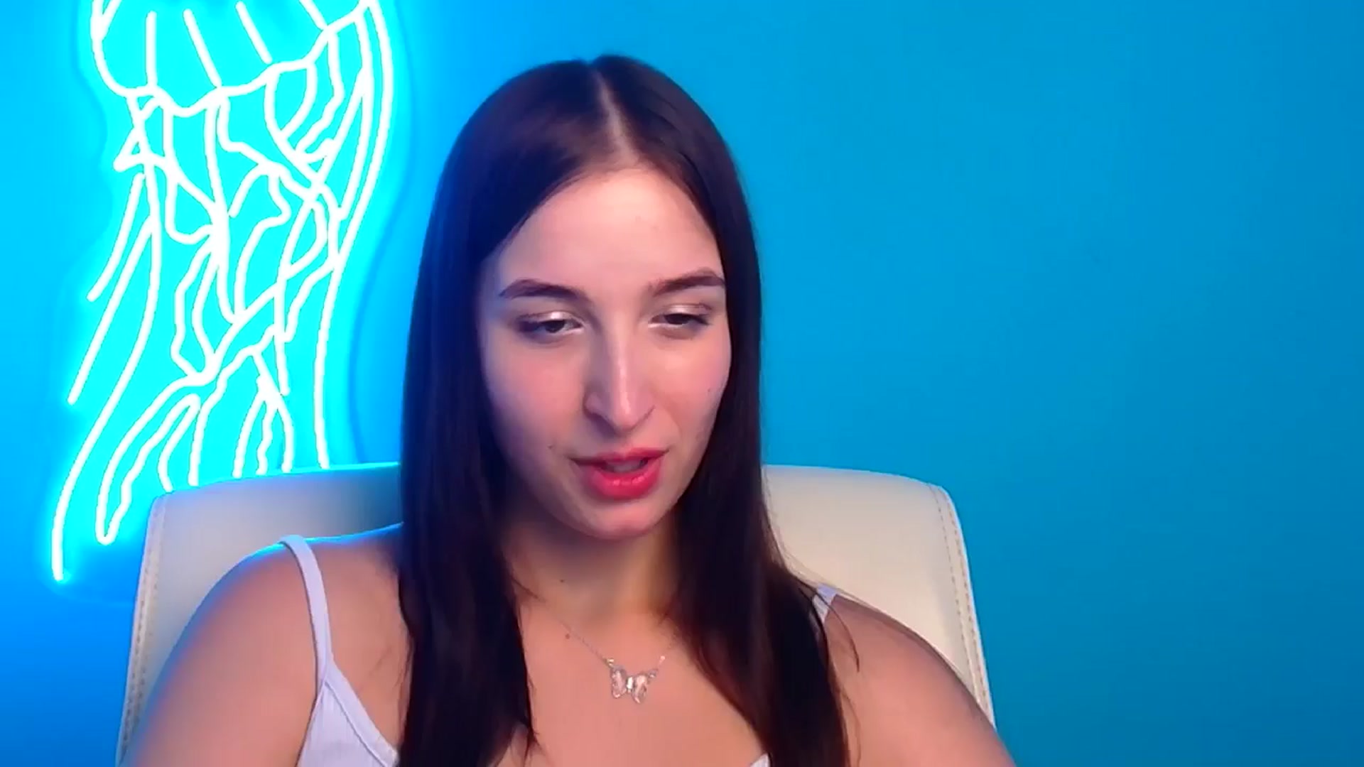 Gallery image thumbnail from Lilli_Fun's myfreecams stream on, 07/20/2024, 09:37 image 16 of 20