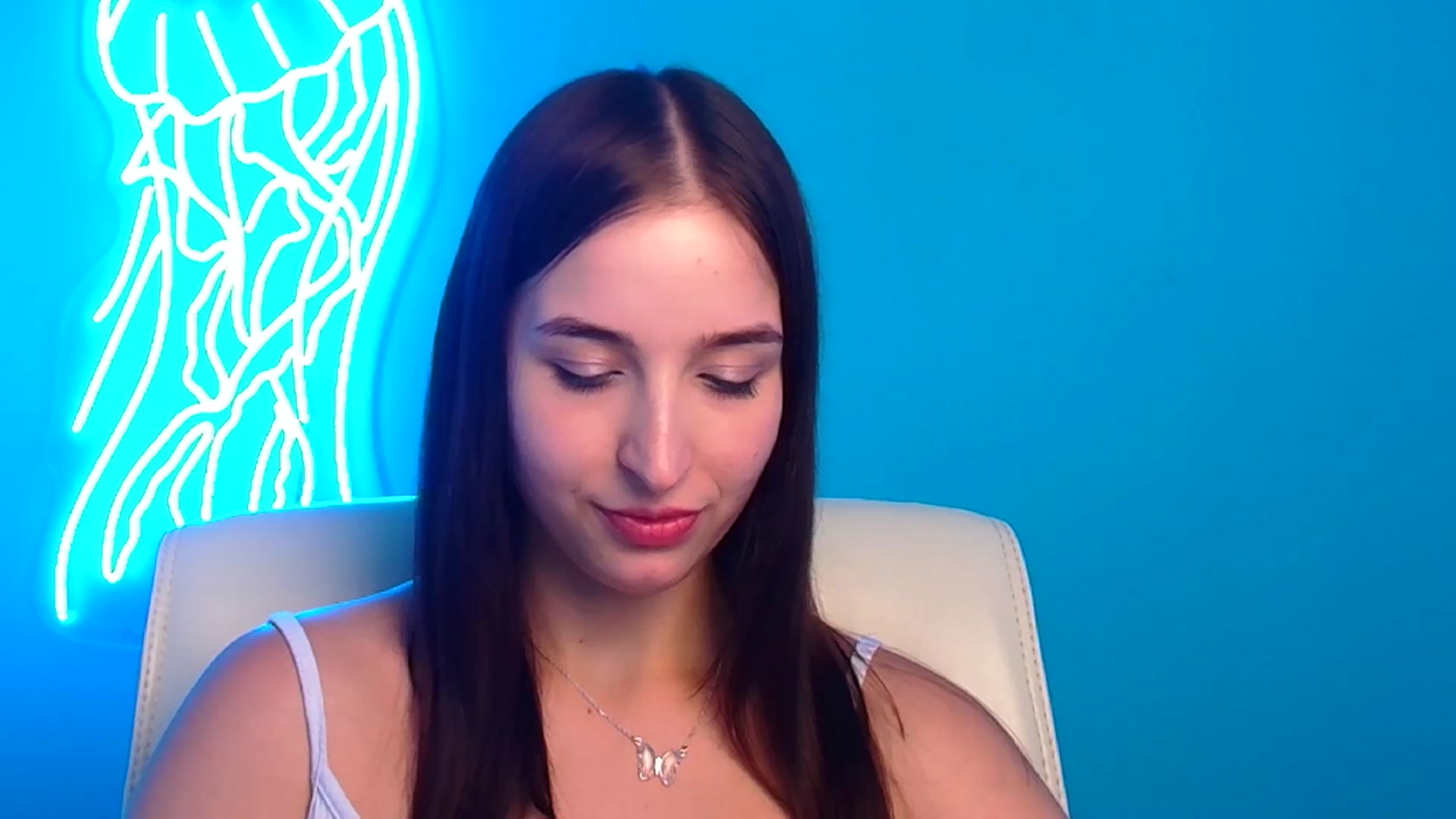 Gallery image thumbnail from Lilli_Fun's myfreecams stream on, 07/20/2024, 09:37 image 15 of 20