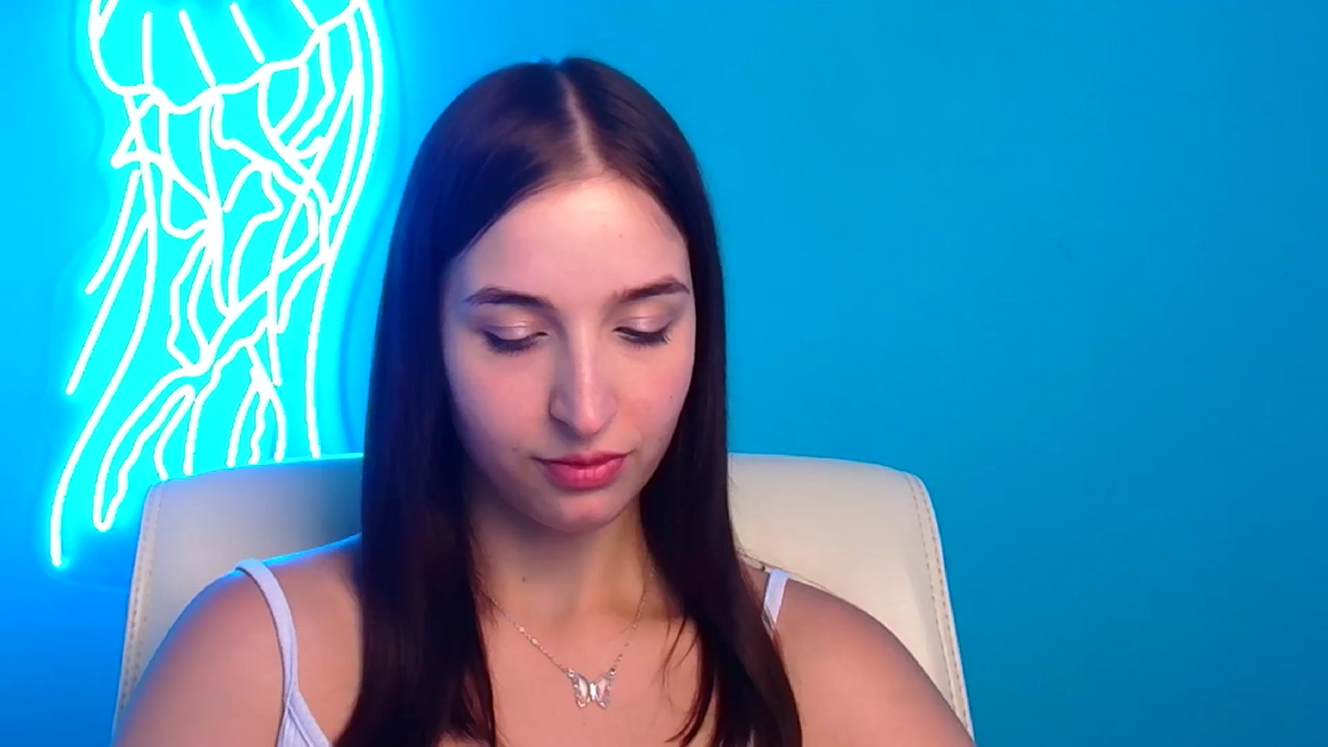 Gallery image thumbnail from Lilli_Fun's myfreecams stream on, 07/20/2024, 09:37 image 3 of 20
