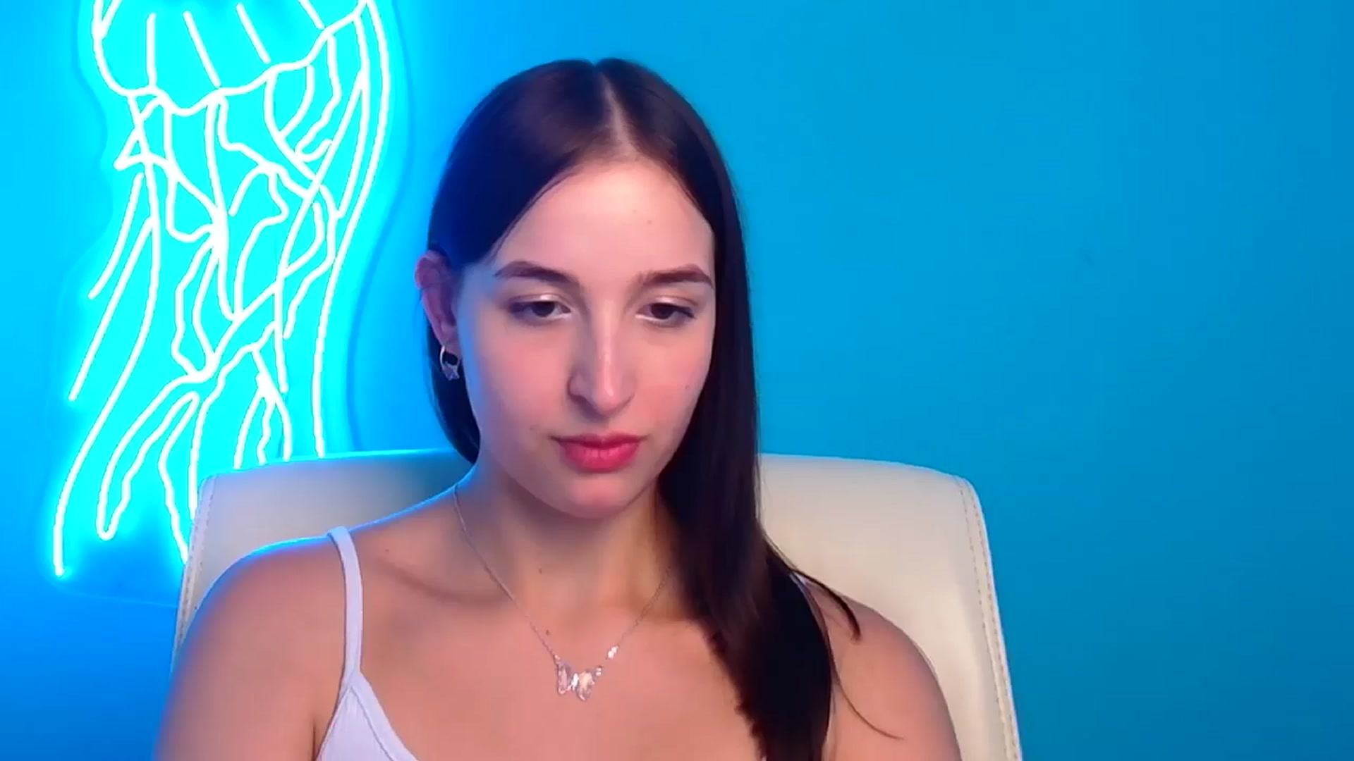 Gallery image thumbnail from Lilli_Fun's myfreecams stream on, 07/20/2024, 09:54 image 8 of 20