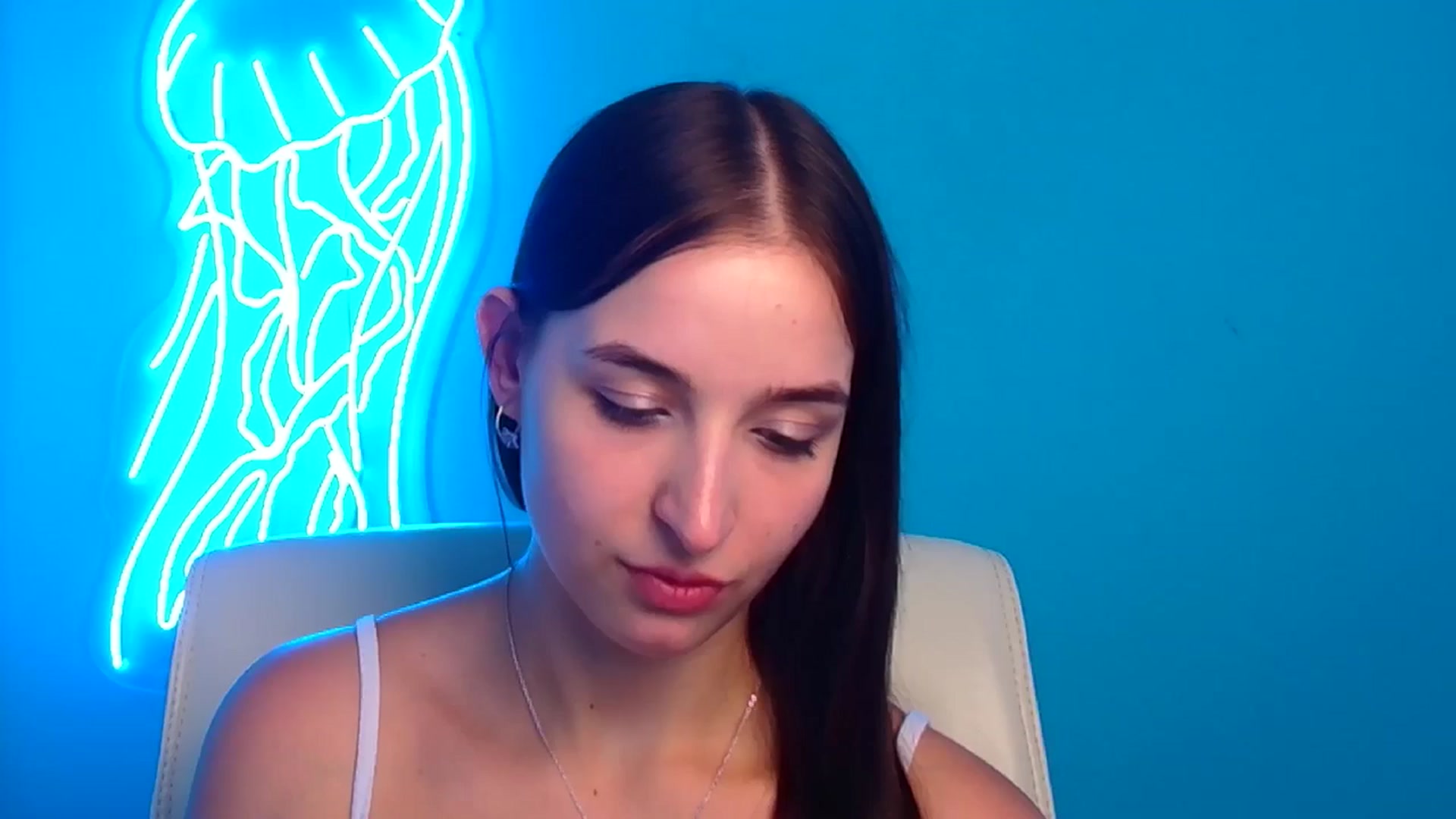 Gallery image thumbnail from Lilli_Fun's myfreecams stream on, 07/20/2024, 10:41 image 10 of 20