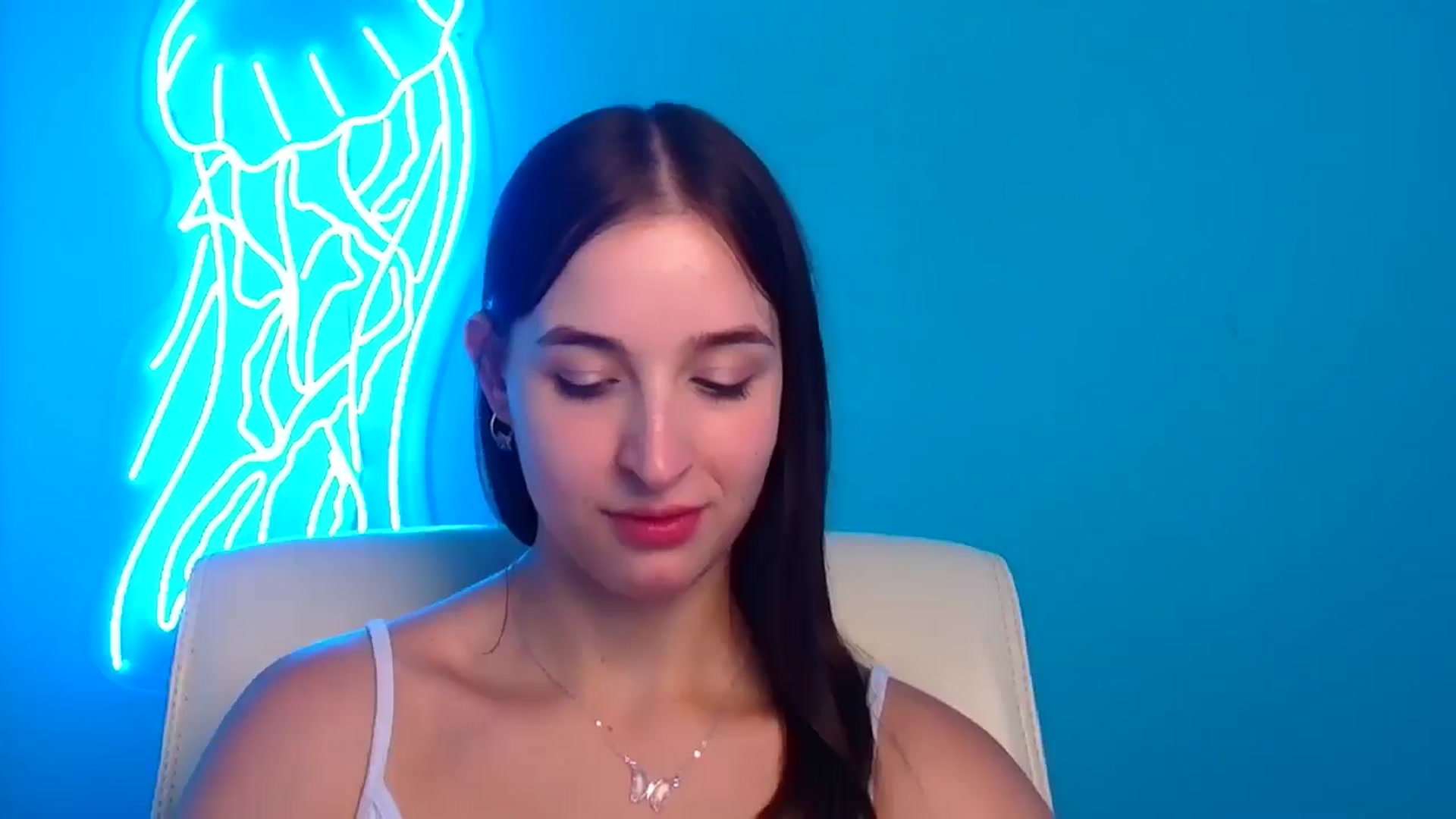 Gallery image thumbnail from Lilli_Fun's myfreecams stream on, 07/20/2024, 10:41 image 17 of 20