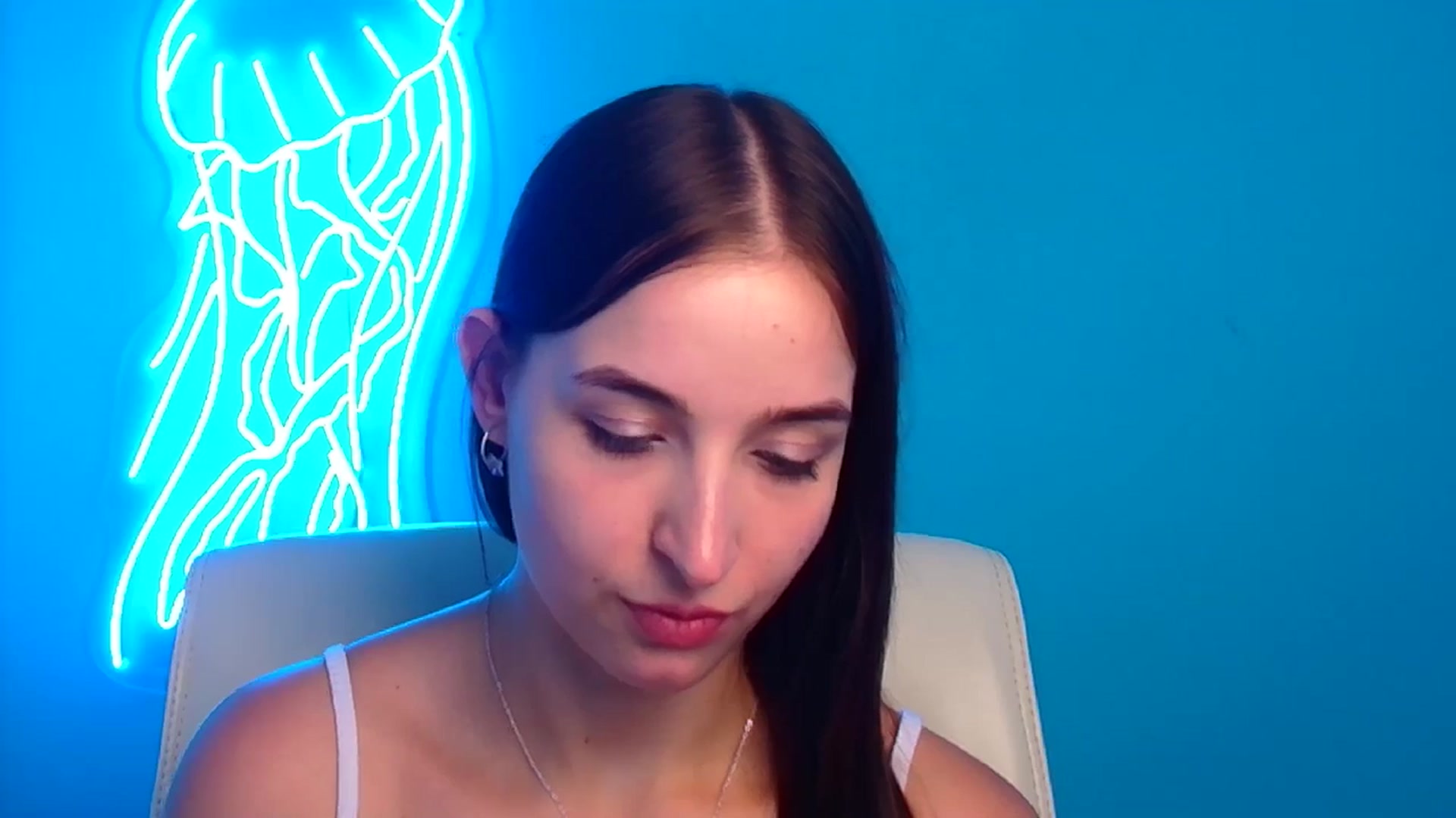 Gallery image thumbnail from Lilli_Fun's myfreecams stream on, 07/20/2024, 10:41 image 8 of 20