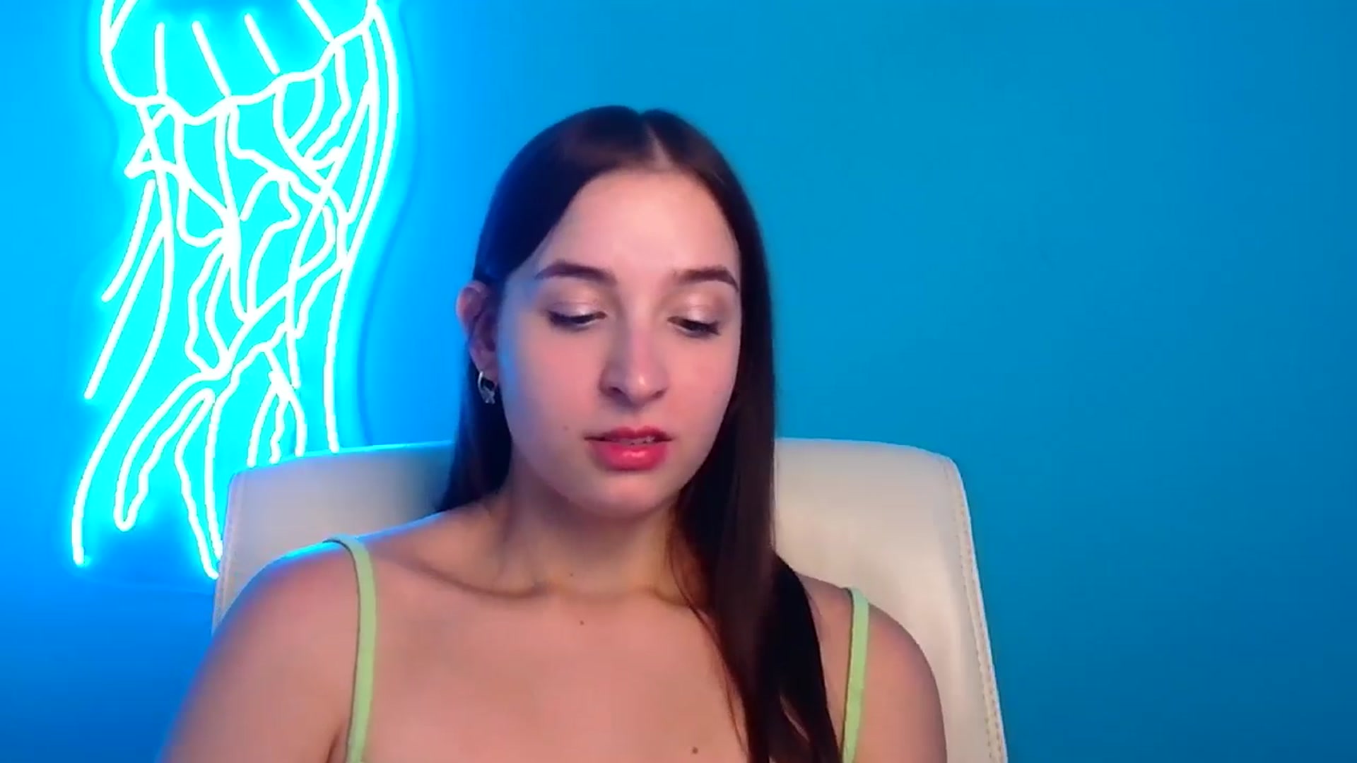 Gallery image thumbnail from Lilli_Fun's myfreecams stream on, 07/21/2024, 08:34 image 5 of 20