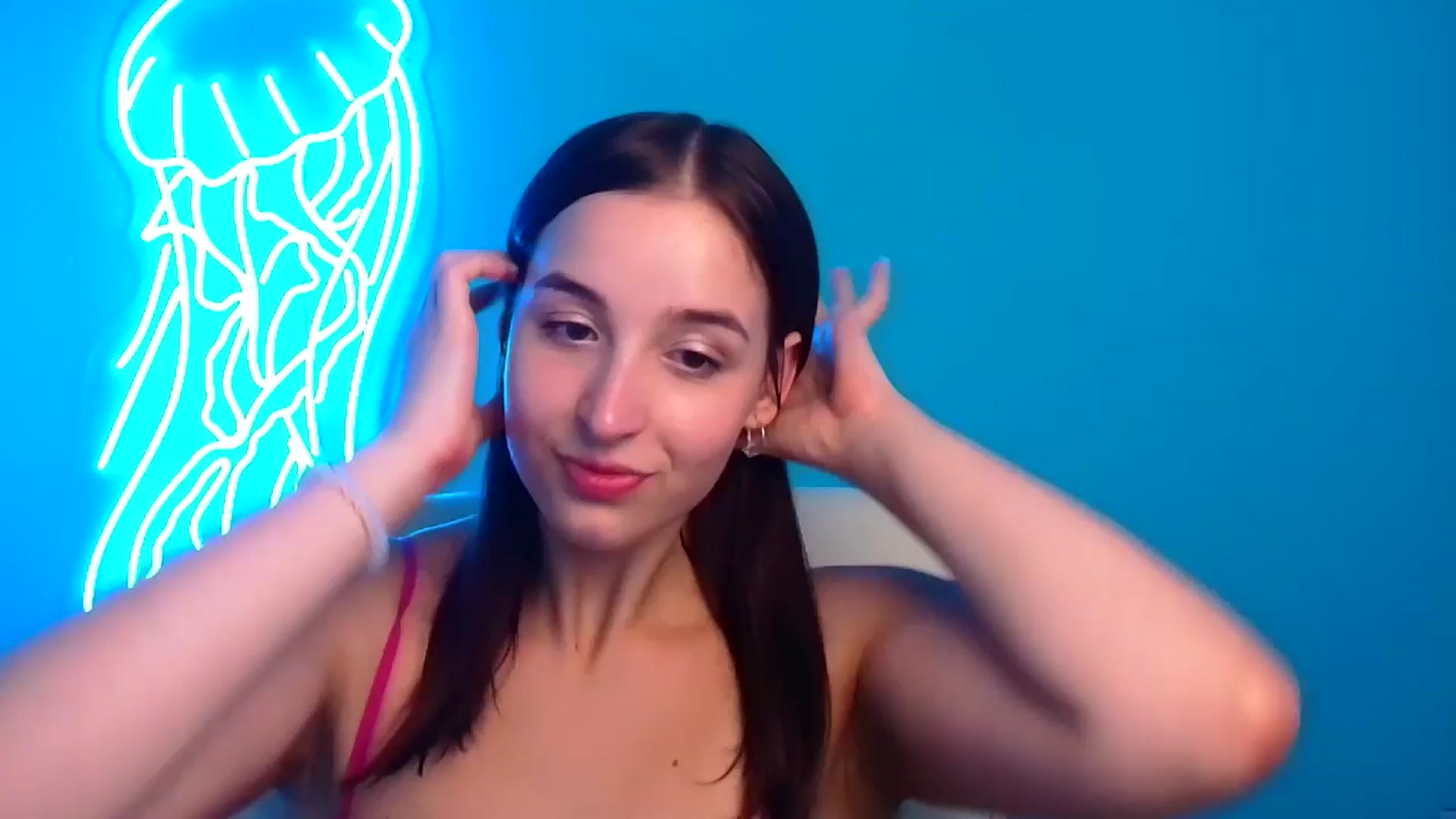 Gallery image thumbnail from Lilli_Fun's myfreecams stream on, 07/21/2024, 13:23 image 16 of 20