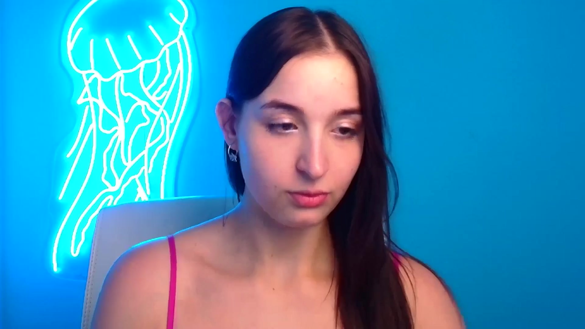 Gallery image thumbnail from Lilli_Fun's myfreecams stream on, 07/21/2024, 13:23 image 8 of 20