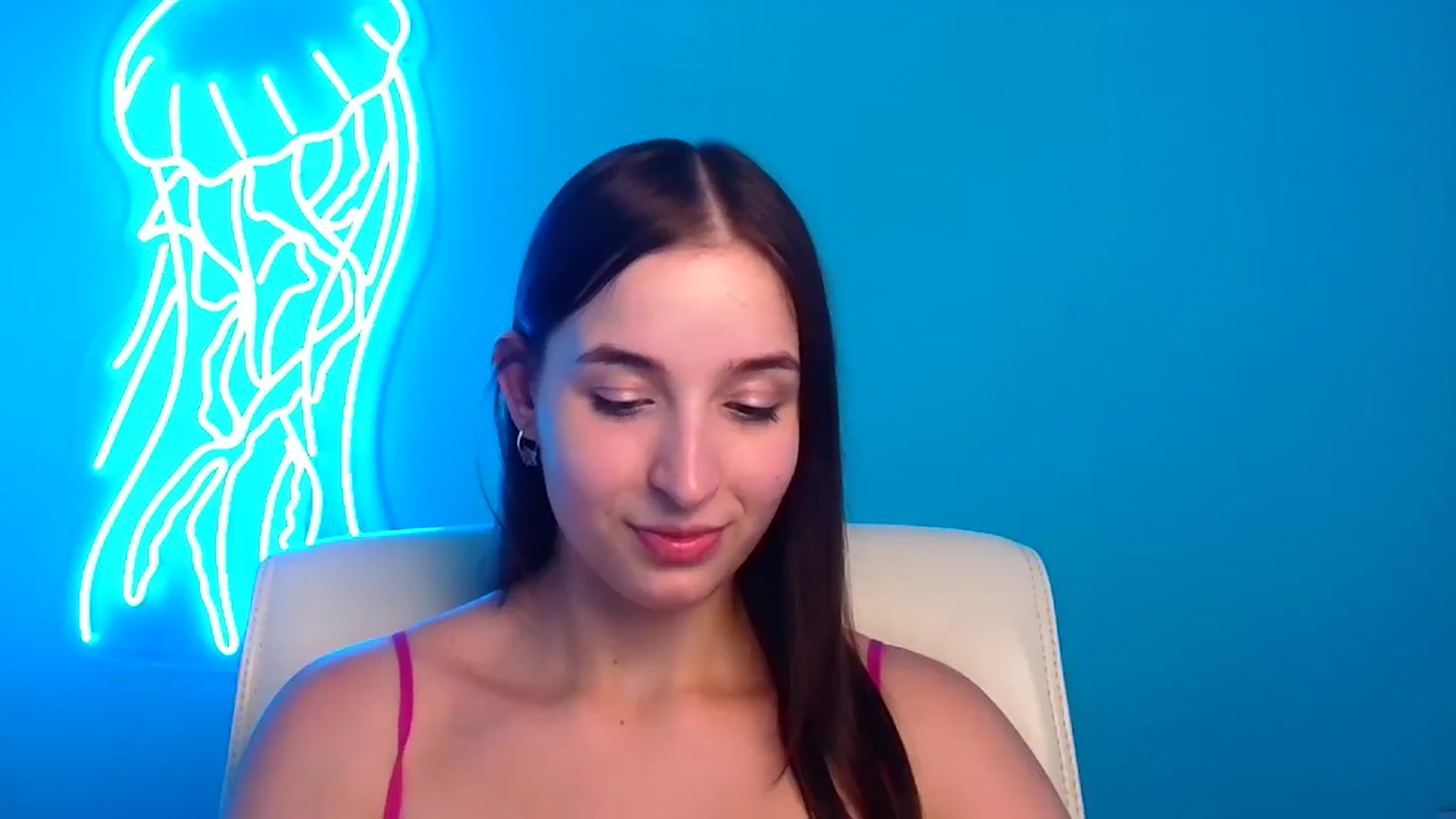 Gallery image thumbnail from Lilli_Fun's myfreecams stream on, 07/21/2024, 13:47 image 13 of 20
