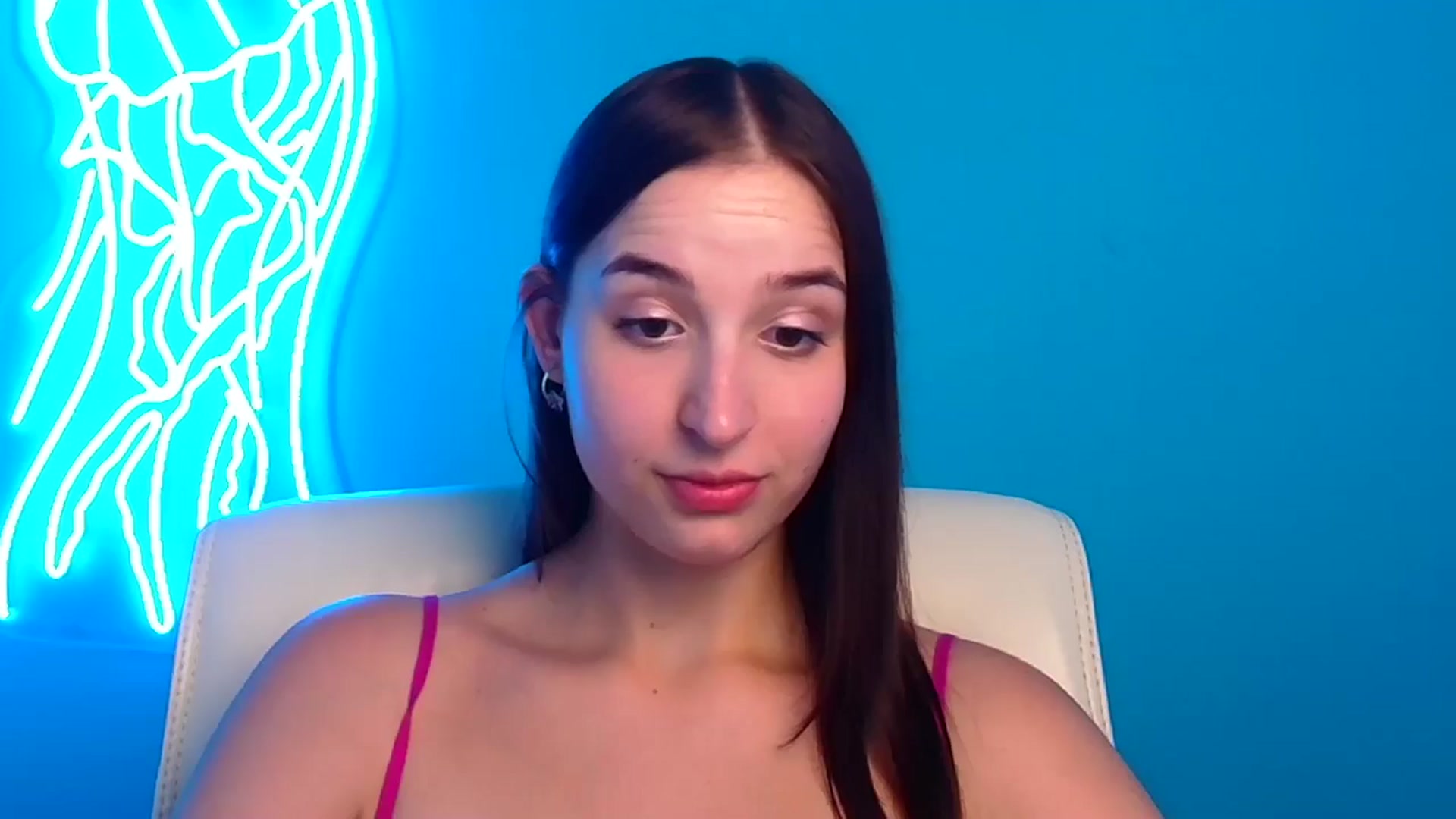 Gallery image thumbnail from Lilli_Fun's myfreecams stream on, 07/21/2024, 13:47 image 15 of 20