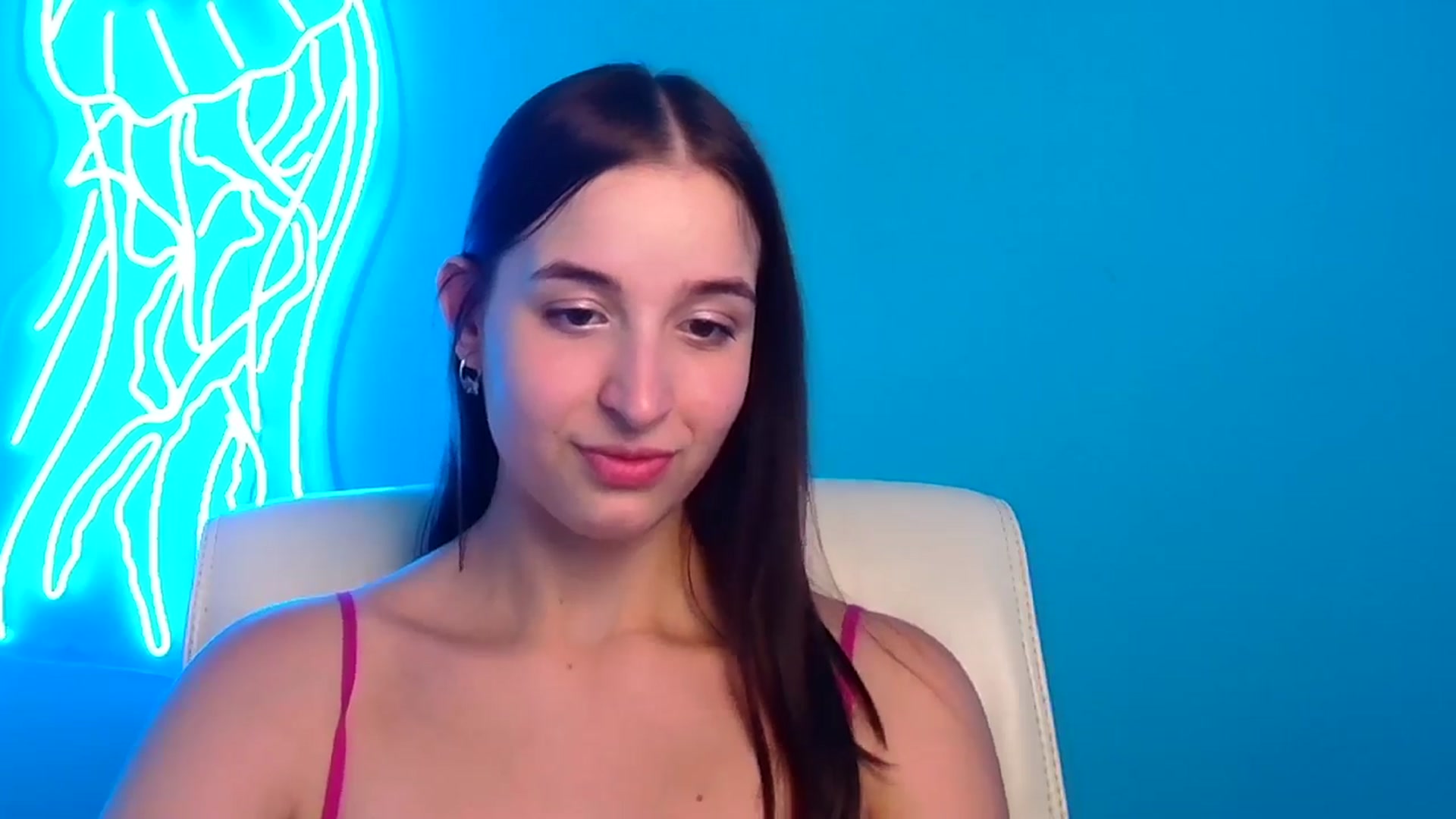 Gallery image thumbnail from Lilli_Fun's myfreecams stream on, 07/21/2024, 14:29 image 18 of 20