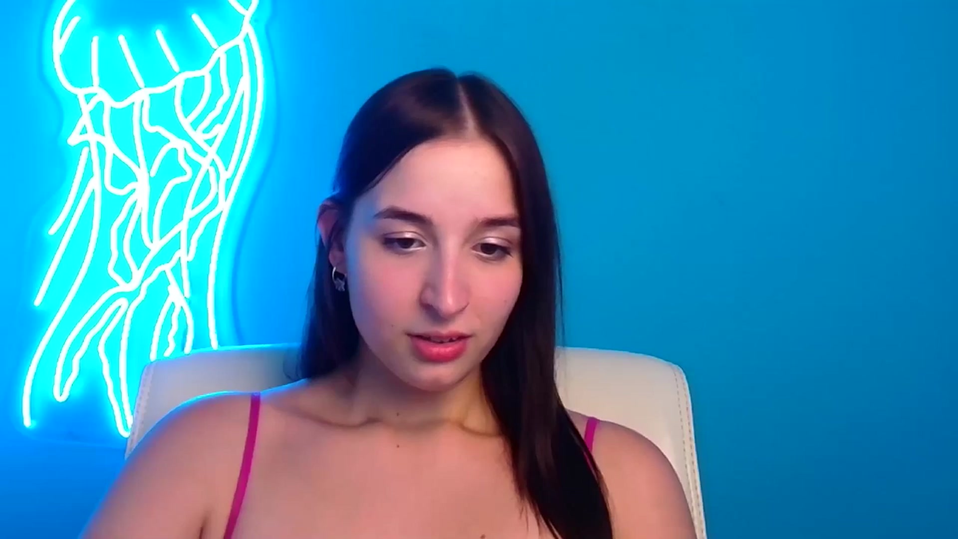 Gallery image thumbnail from Lilli_Fun's myfreecams stream on, 07/21/2024, 14:29 image 10 of 20