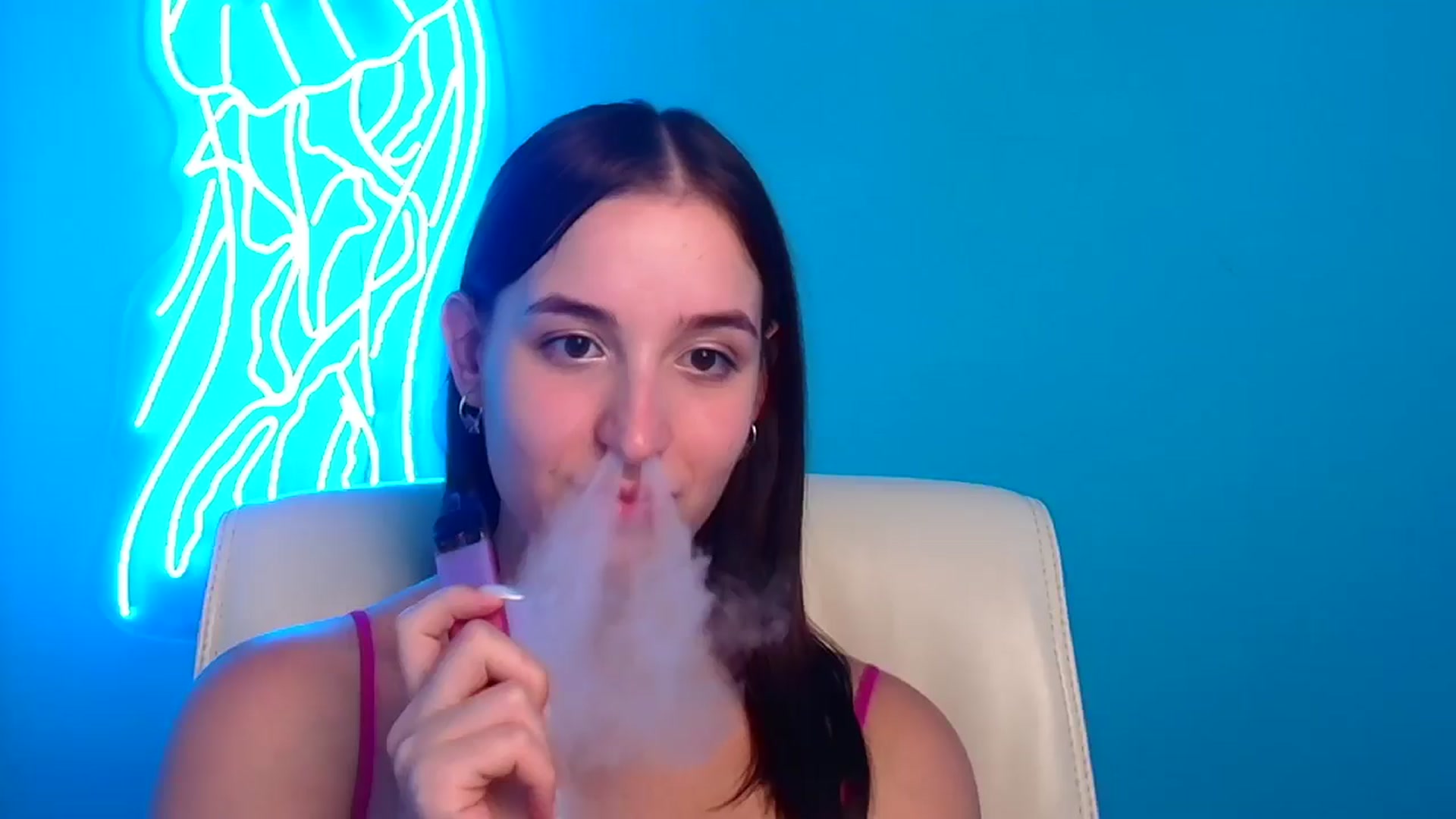 Gallery image thumbnail from Lilli_Fun's myfreecams stream on, 07/21/2024, 15:56 image 15 of 20