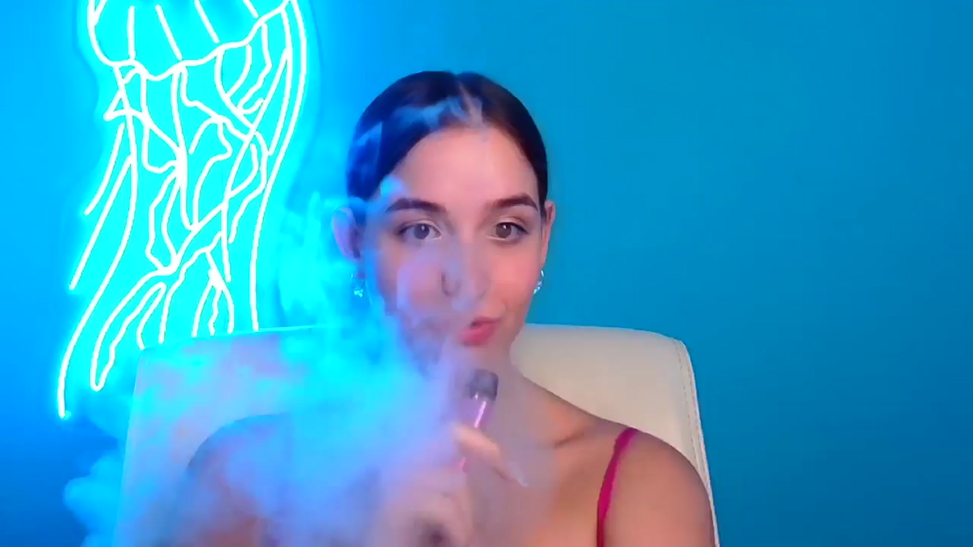 Gallery image thumbnail from Lilli_Fun's myfreecams stream on, 07/21/2024, 16:20 image 20 of 20
