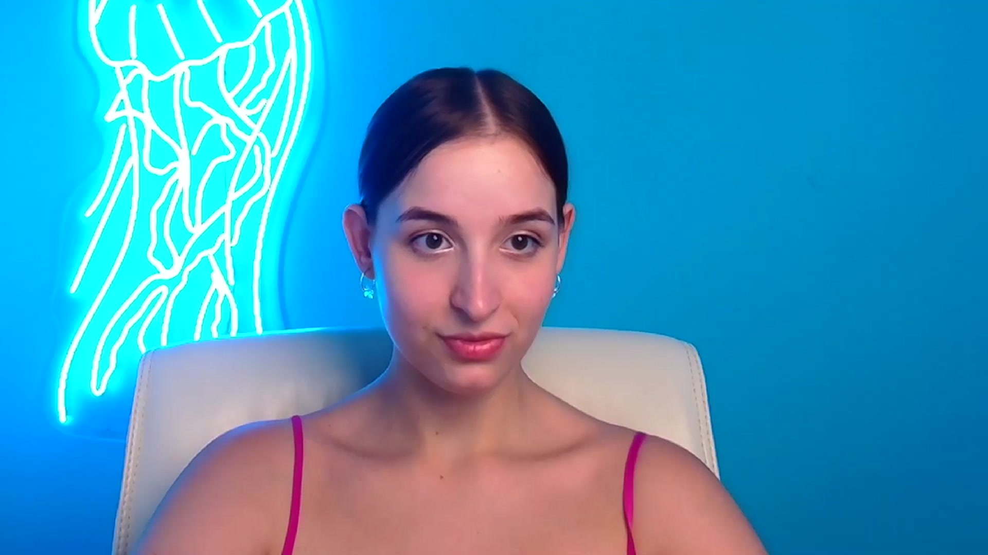 Gallery image thumbnail from Lilli_Fun's myfreecams stream on, 07/21/2024, 16:20 image 18 of 20