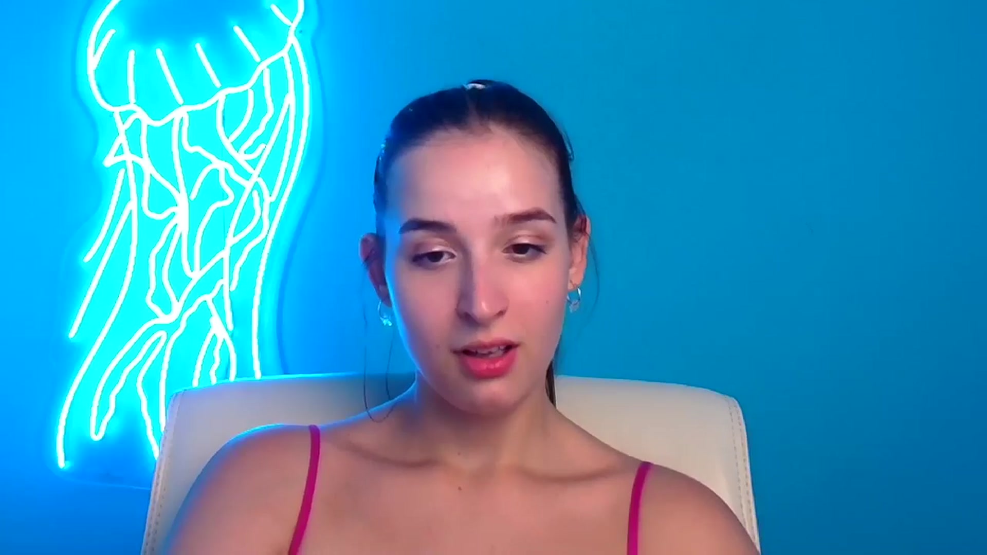 Gallery image thumbnail from Lilli_Fun's myfreecams stream on, 07/21/2024, 16:54 image 15 of 20