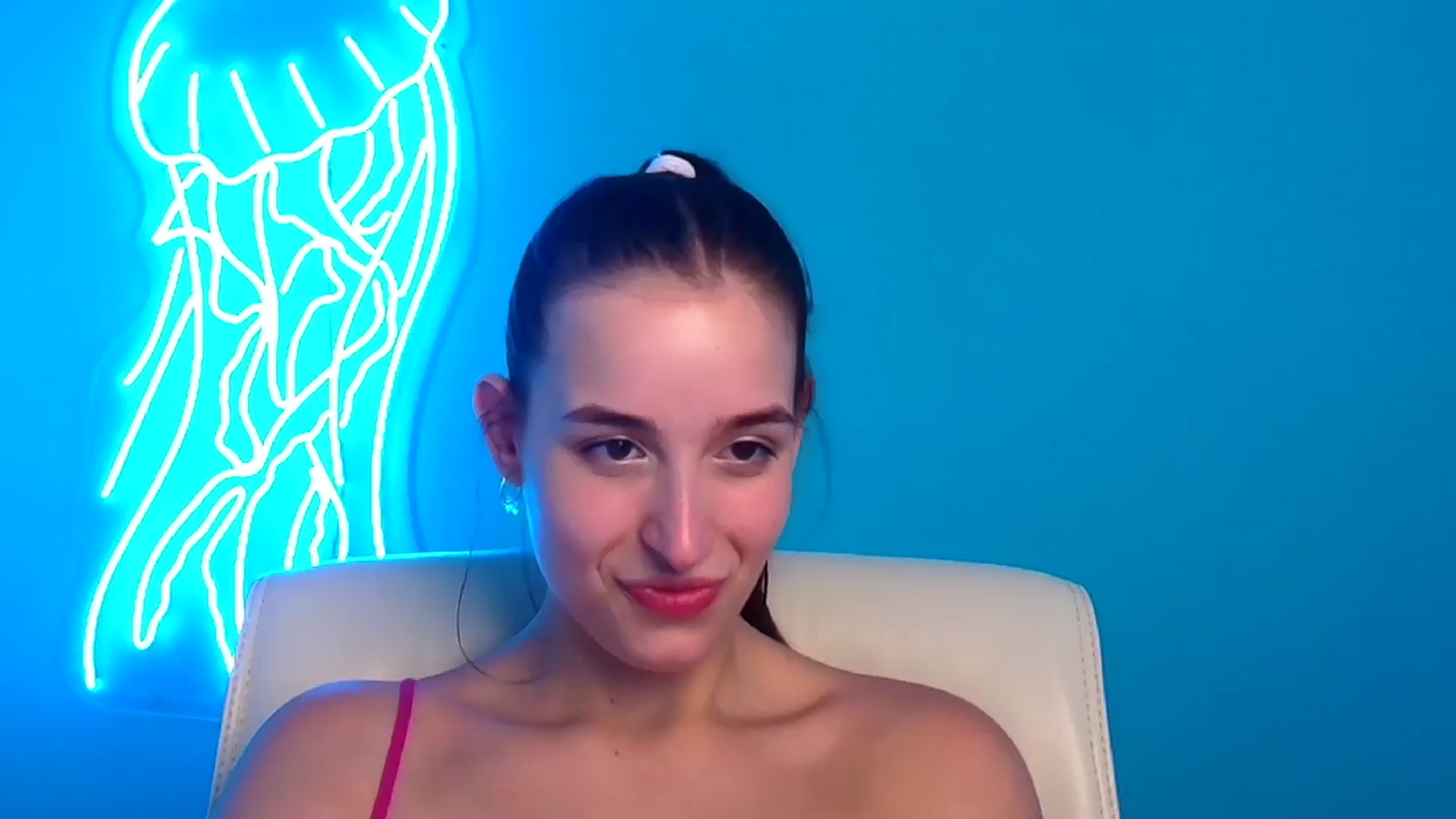 Gallery image thumbnail from Lilli_Fun's myfreecams stream on, 07/21/2024, 16:54 image 18 of 20