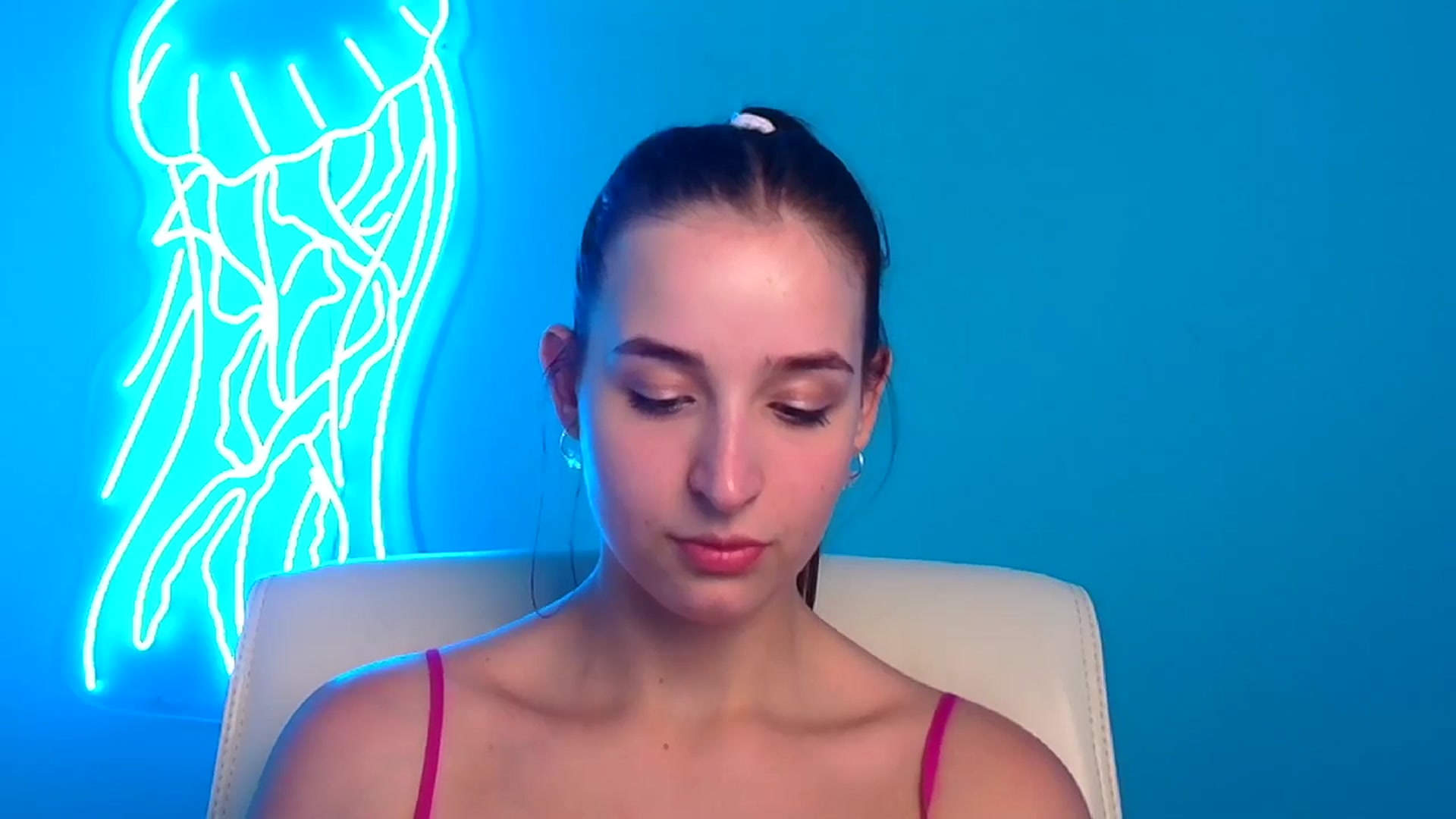 Gallery image thumbnail from Lilli_Fun's myfreecams stream on, 07/21/2024, 16:54 image 13 of 20