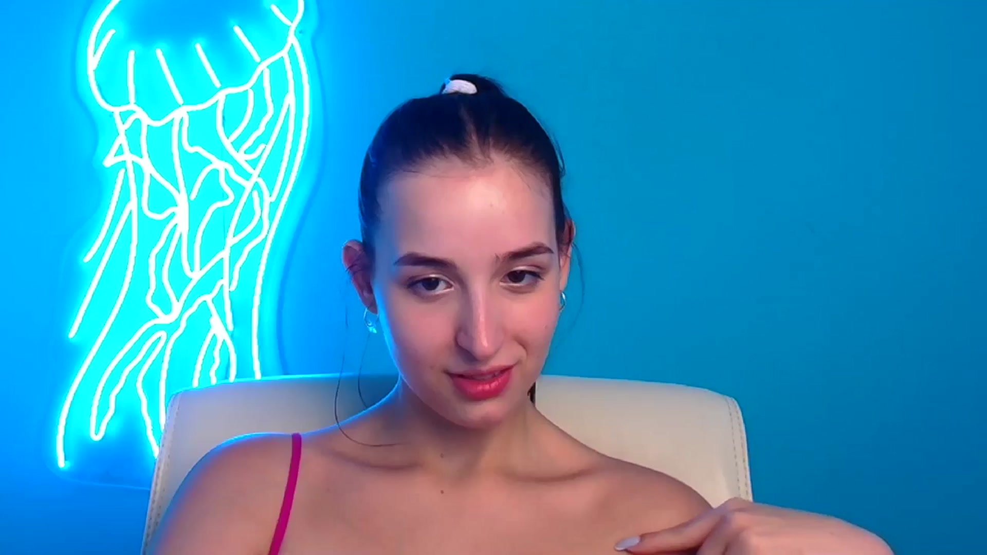 Gallery image thumbnail from Lilli_Fun's myfreecams stream on, 07/21/2024, 16:54 image 17 of 20