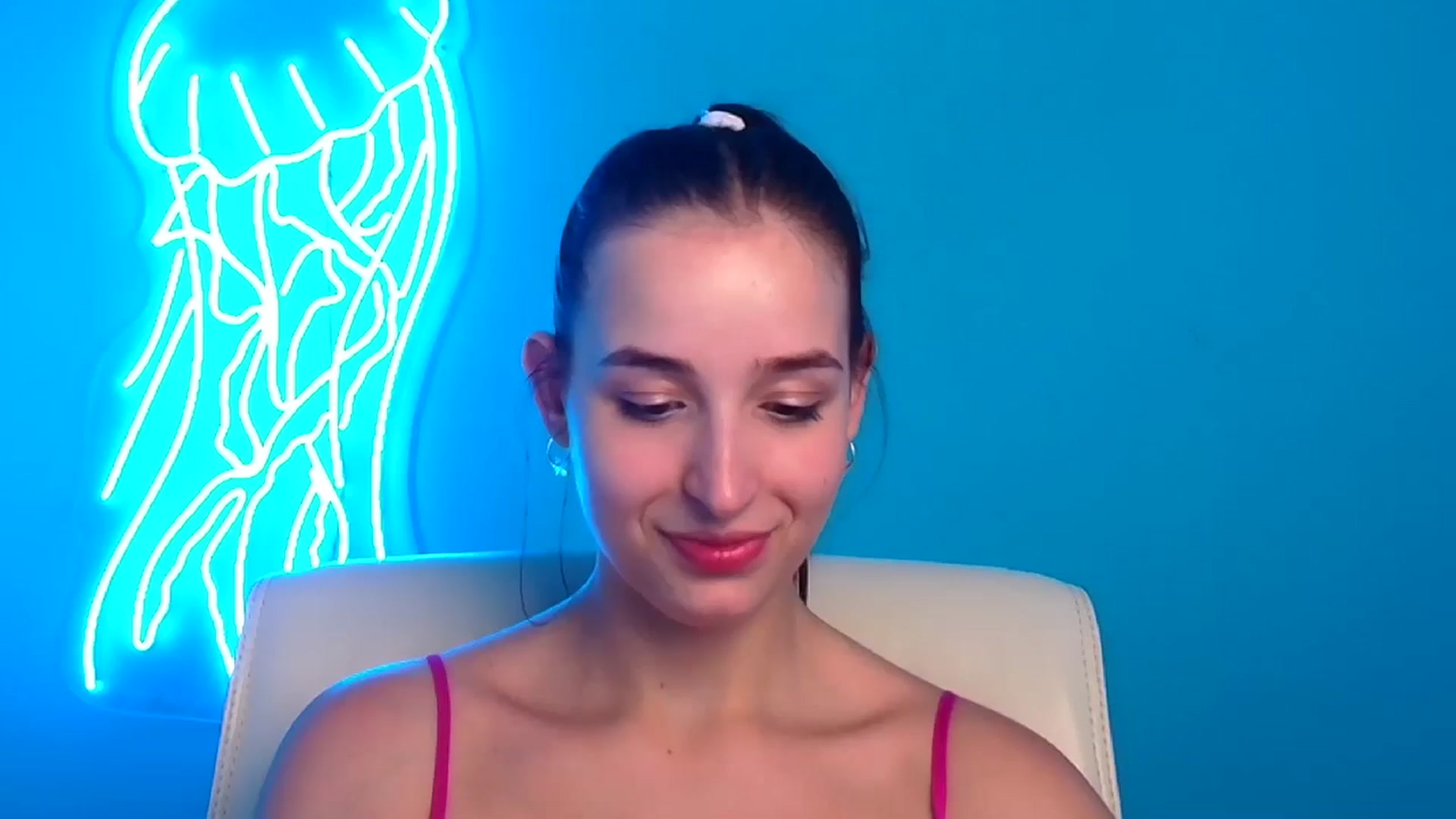 Gallery image thumbnail from Lilli_Fun's myfreecams stream on, 07/21/2024, 16:54 image 14 of 20