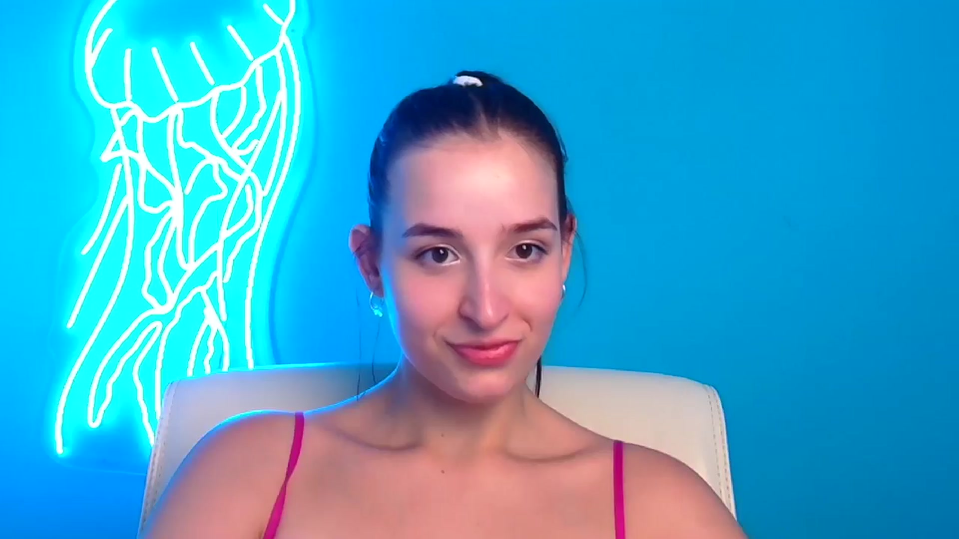 Gallery image thumbnail from Lilli_Fun's myfreecams stream on, 07/21/2024, 16:54 image 6 of 20