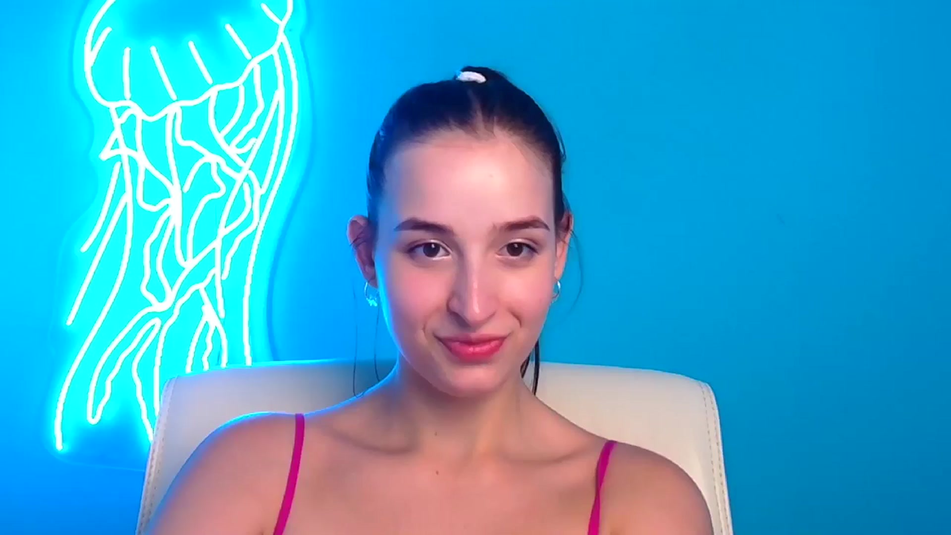 Gallery image thumbnail from Lilli_Fun's myfreecams stream on, 07/21/2024, 16:54 image 5 of 20