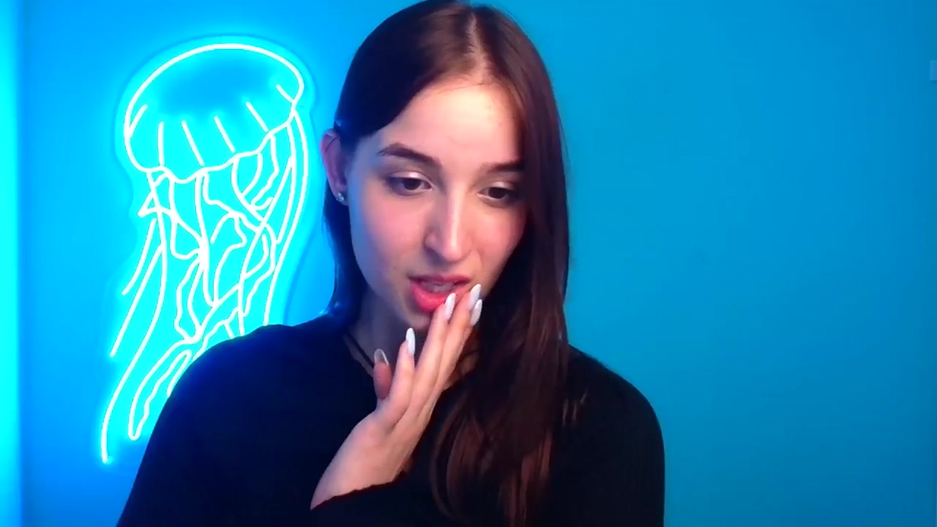 Gallery image thumbnail from Lilli_Fun's myfreecams stream on, 07/22/2024, 23:32 image 15 of 20