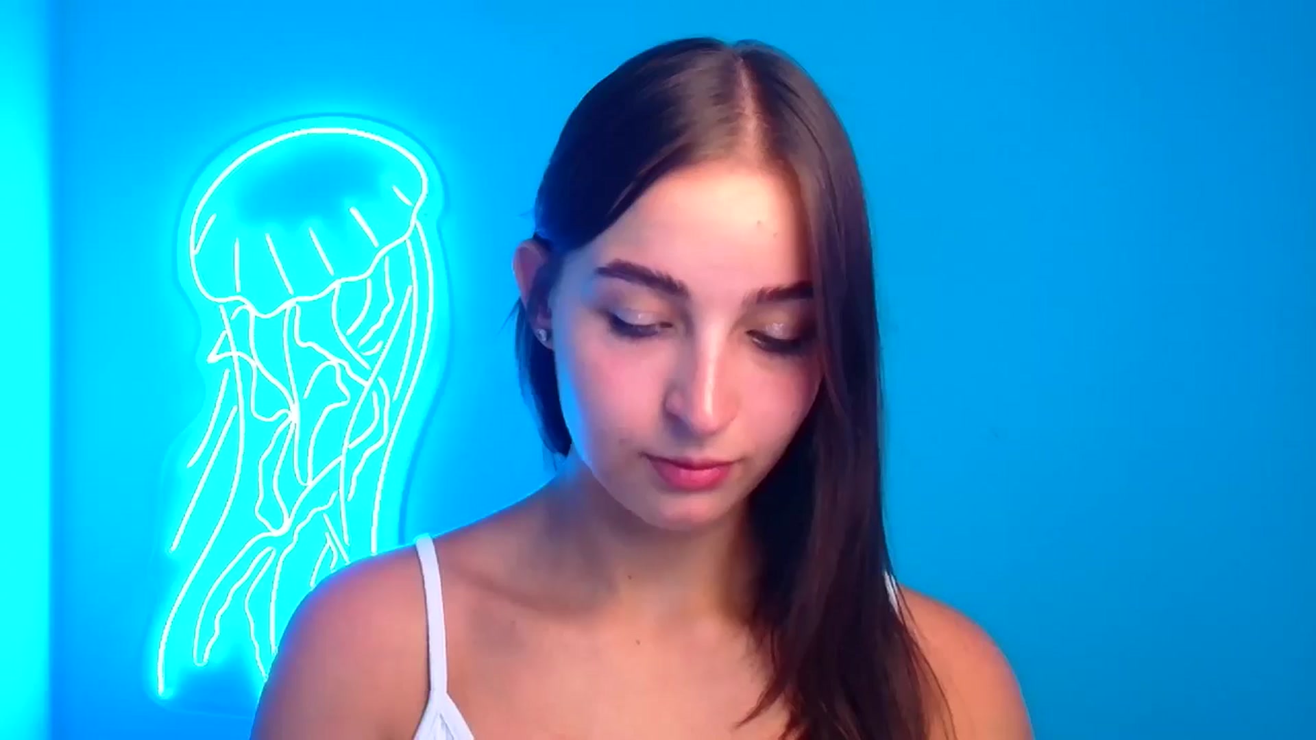 Gallery image thumbnail from Lilli_Fun's myfreecams stream on, 08/09/2024, 07:36 image 3 of 20