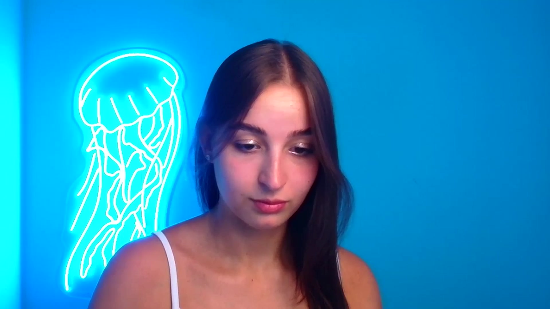 Gallery image thumbnail from Lilli_Fun's myfreecams stream on, 08/09/2024, 08:32 image 13 of 20