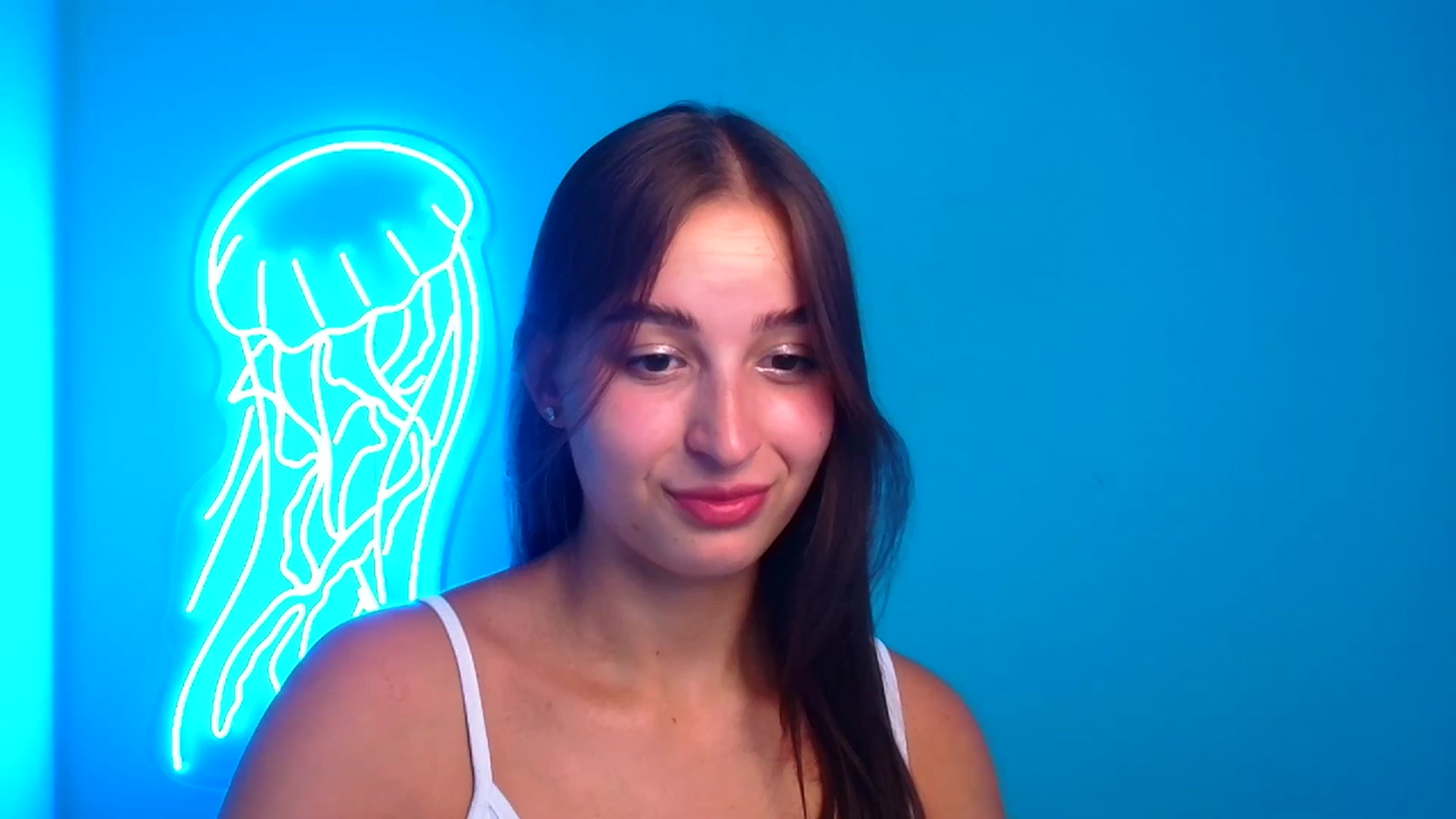 Gallery image thumbnail from Lilli_Fun's myfreecams stream on, 08/09/2024, 08:32 image 14 of 20