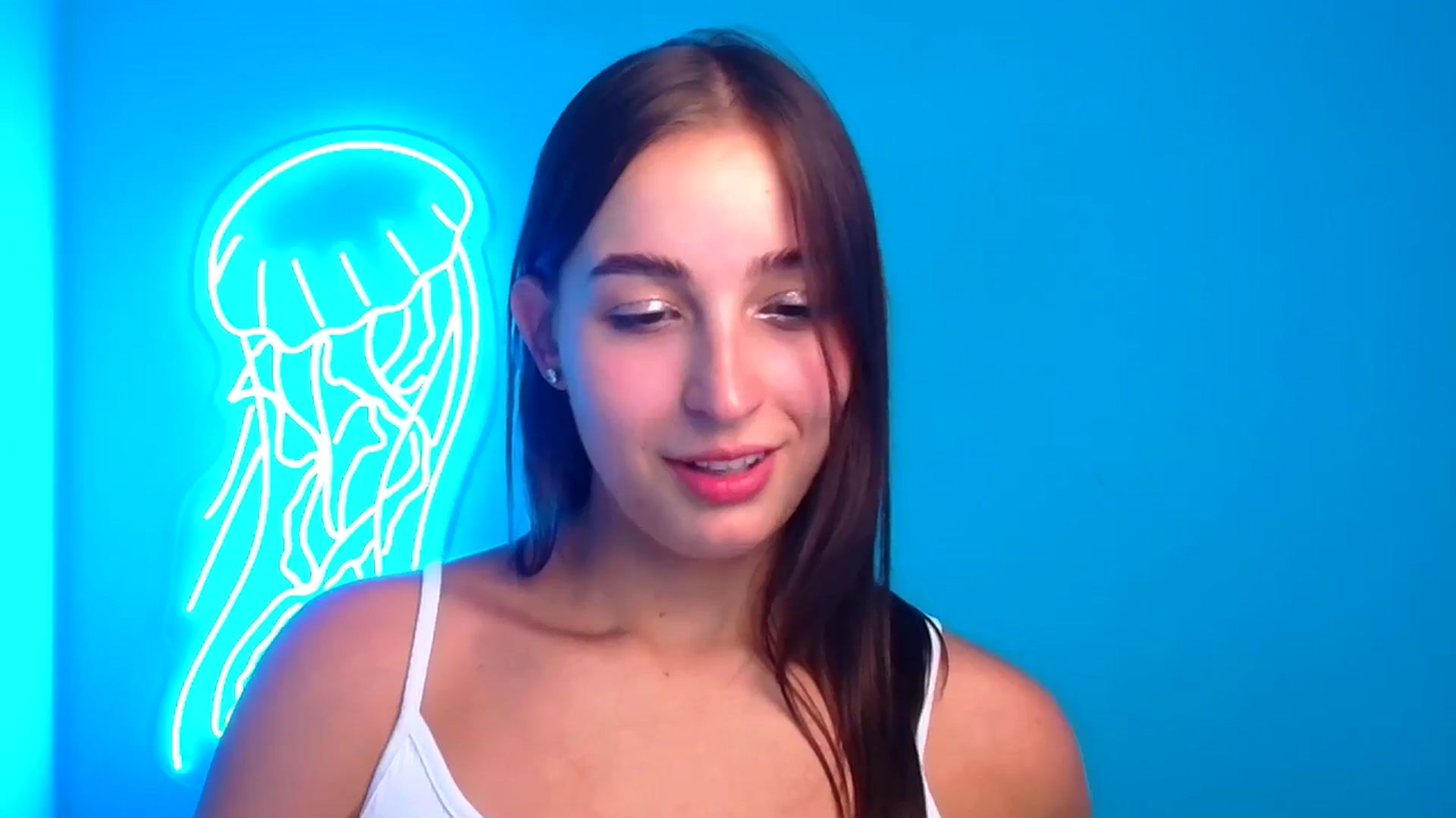 Gallery image thumbnail from Lilli_Fun's myfreecams stream on, 08/09/2024, 09:14 image 6 of 20