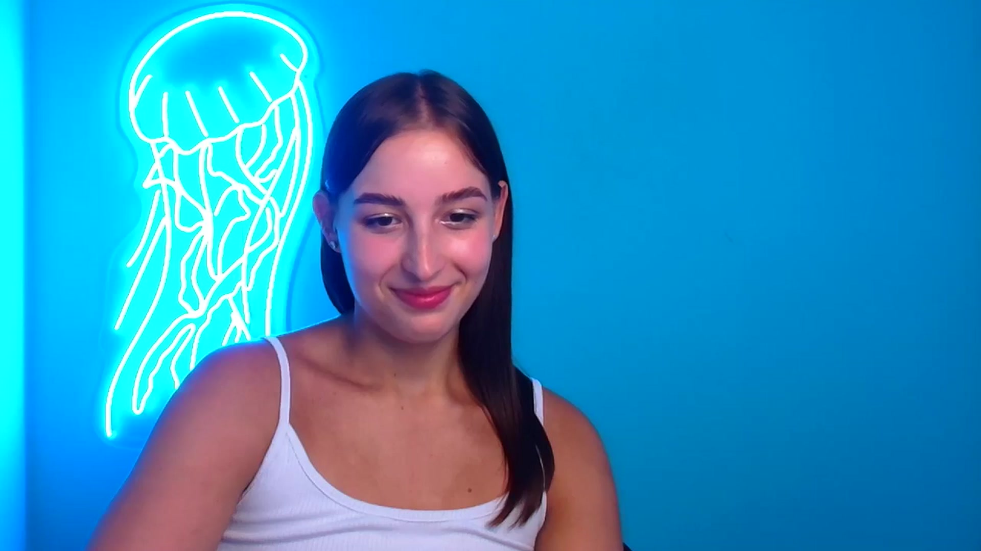 Gallery image thumbnail from Lilli_Fun's myfreecams stream on, 08/09/2024, 10:53 image 10 of 20