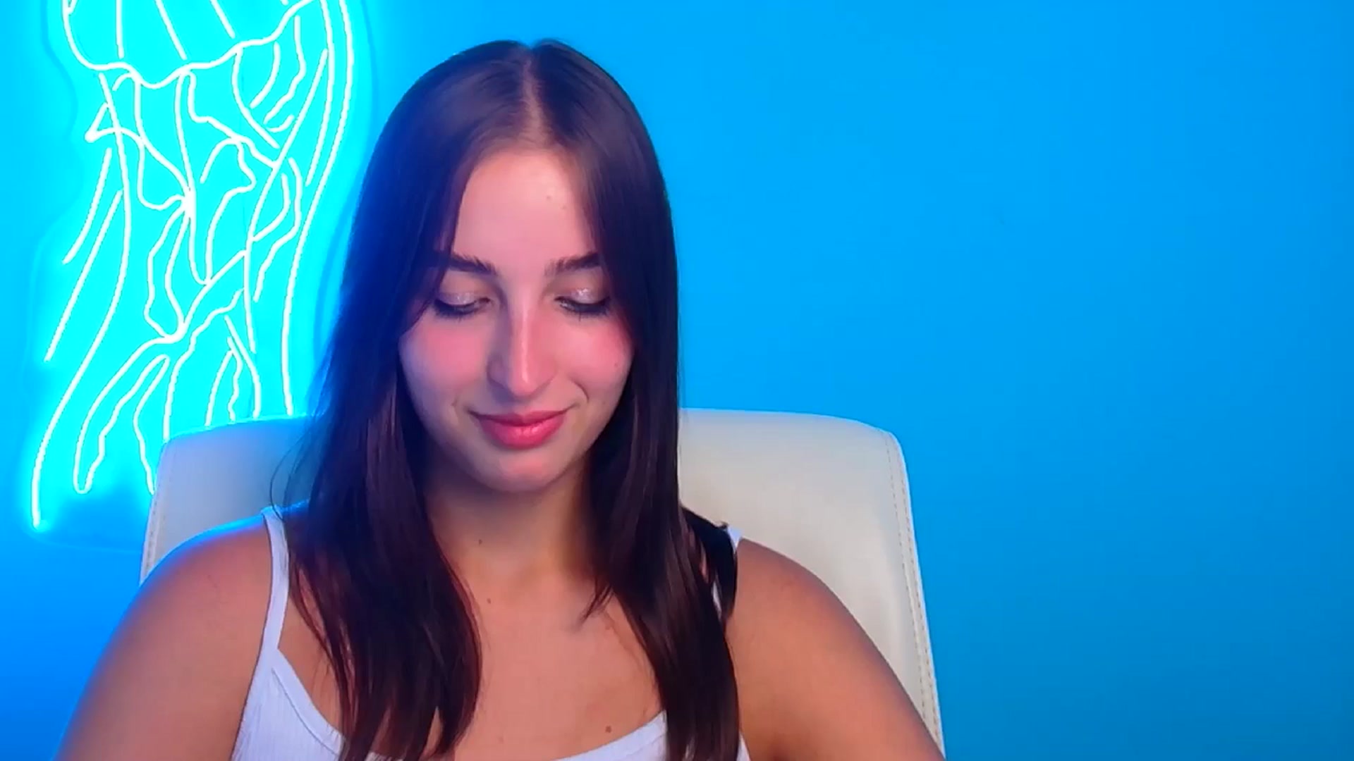 Gallery image thumbnail from Lilli_Fun's myfreecams stream on, 08/09/2024, 13:37 image 9 of 20