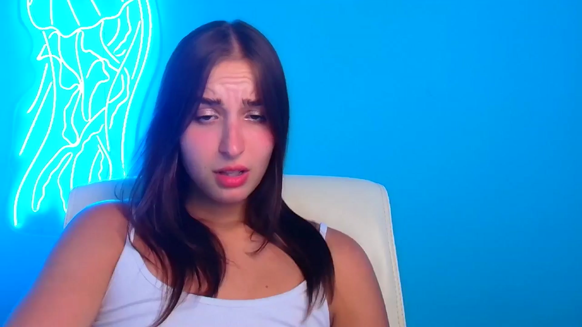 Gallery image thumbnail from Lilli_Fun's myfreecams stream on, 08/09/2024, 13:37 image 14 of 20