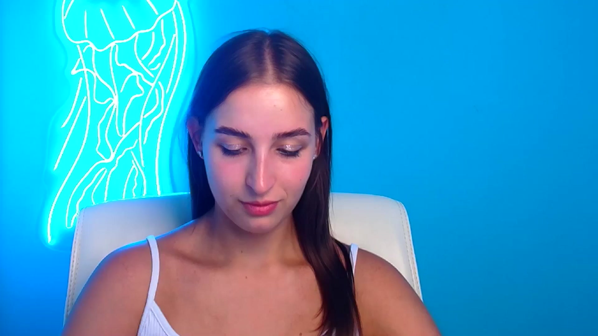 Gallery image thumbnail from Lilli_Fun's myfreecams stream on, 08/09/2024, 14:51 image 12 of 20