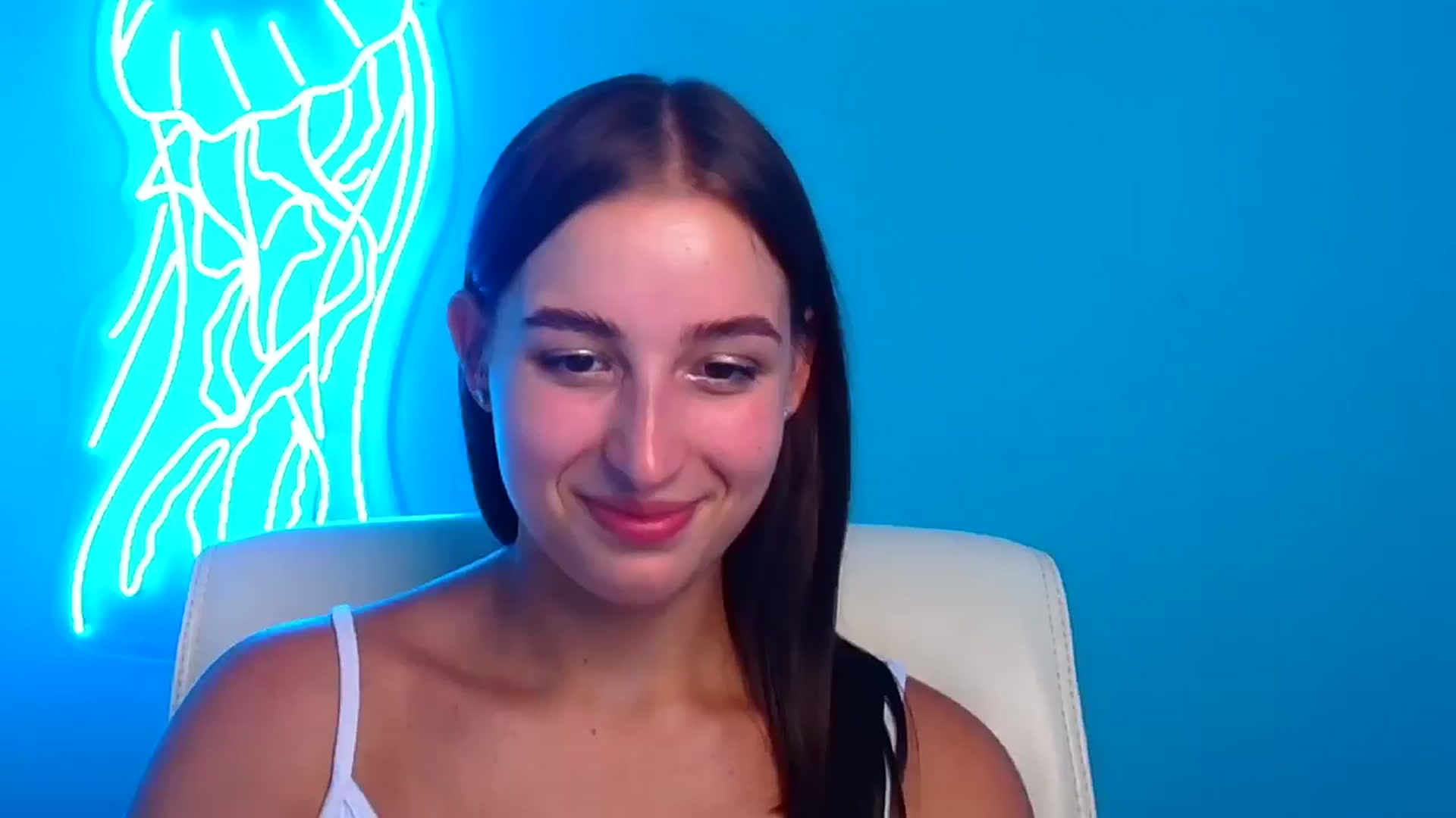 Gallery image thumbnail from Lilli_Fun's myfreecams stream on, 08/09/2024, 15:27 image 7 of 20