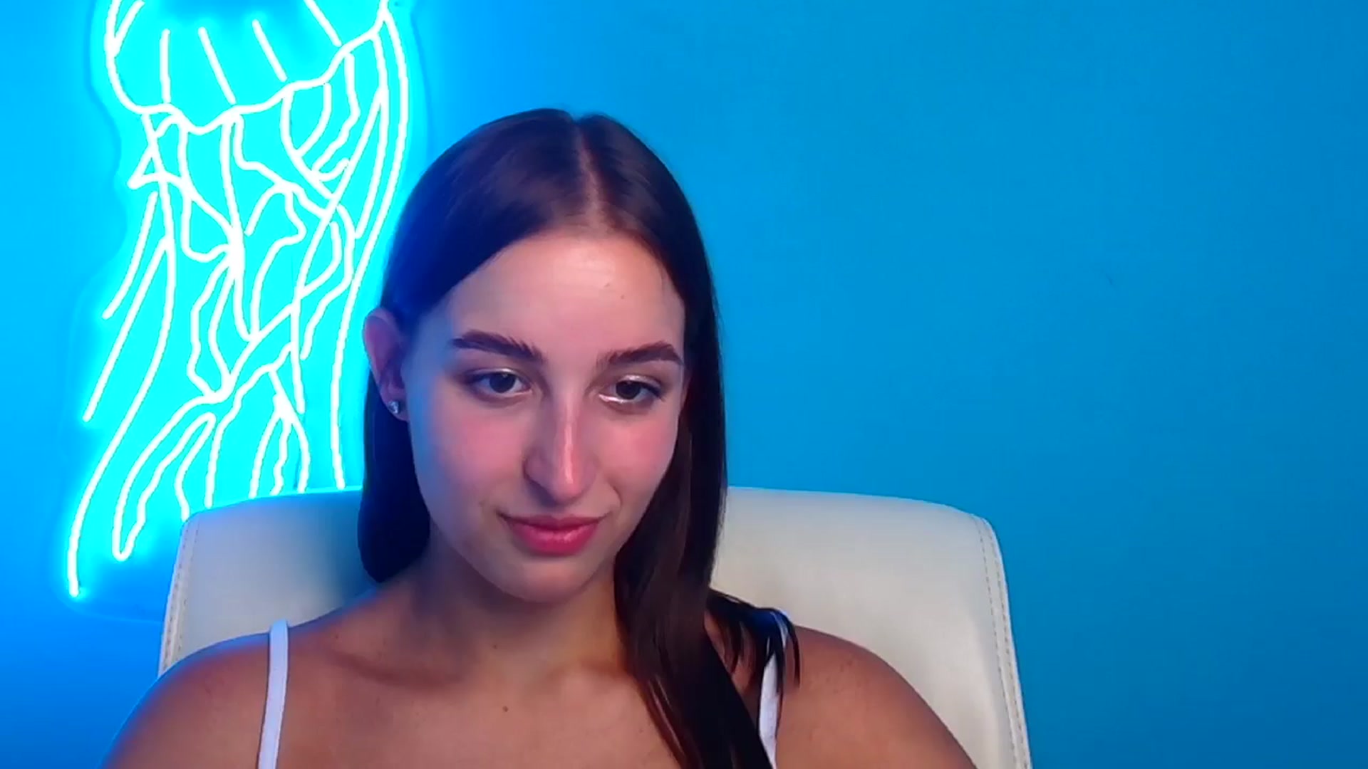 Gallery image thumbnail from Lilli_Fun's myfreecams stream on, 08/09/2024, 15:27 image 17 of 20