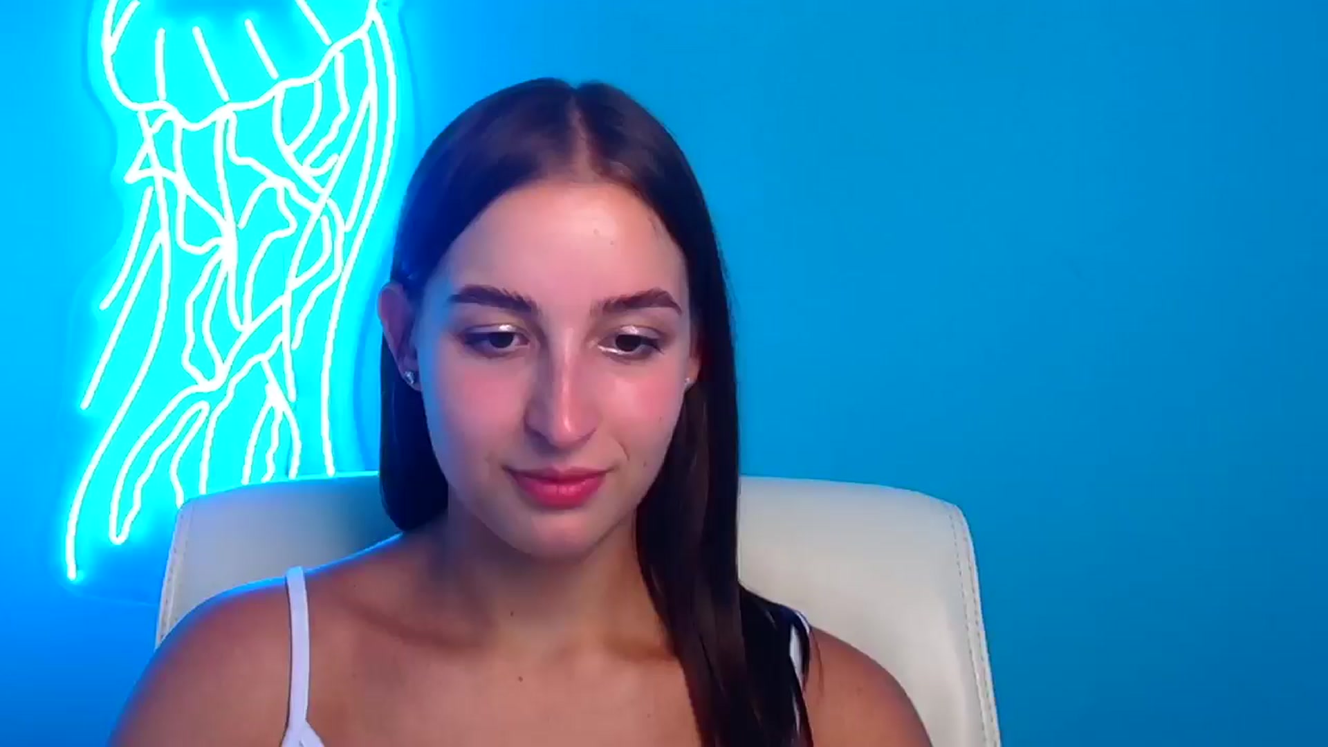 Gallery image thumbnail from Lilli_Fun's myfreecams stream on, 08/09/2024, 15:27 image 13 of 20