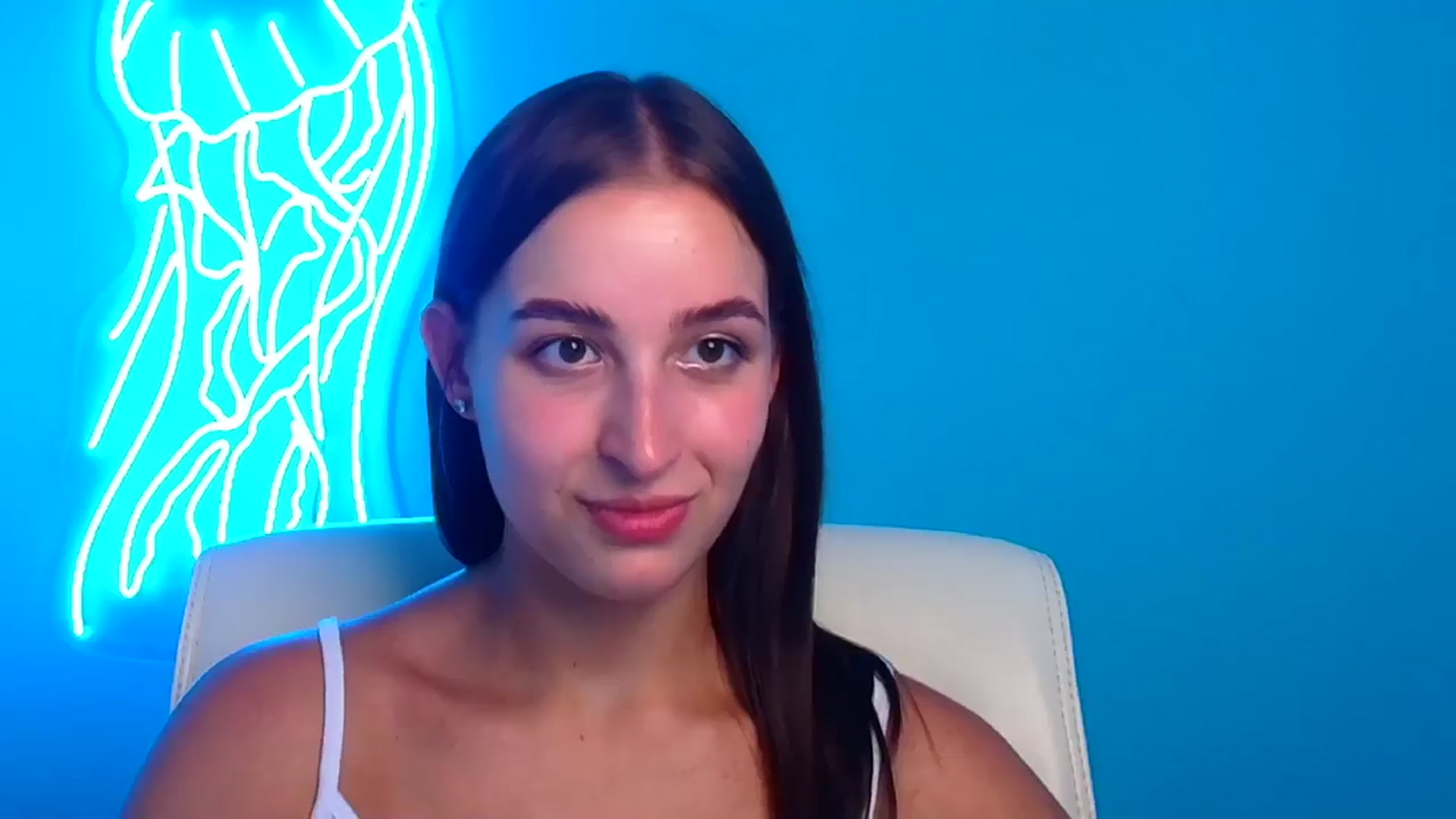 Gallery image thumbnail from Lilli_Fun's myfreecams stream on, 08/09/2024, 15:27 image 9 of 20