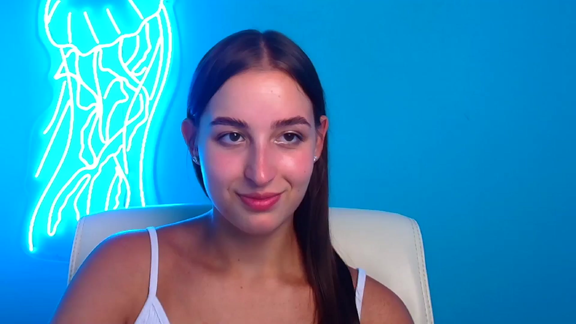 Gallery image thumbnail from Lilli_Fun's myfreecams stream on, 08/09/2024, 15:27 image 1 of 20