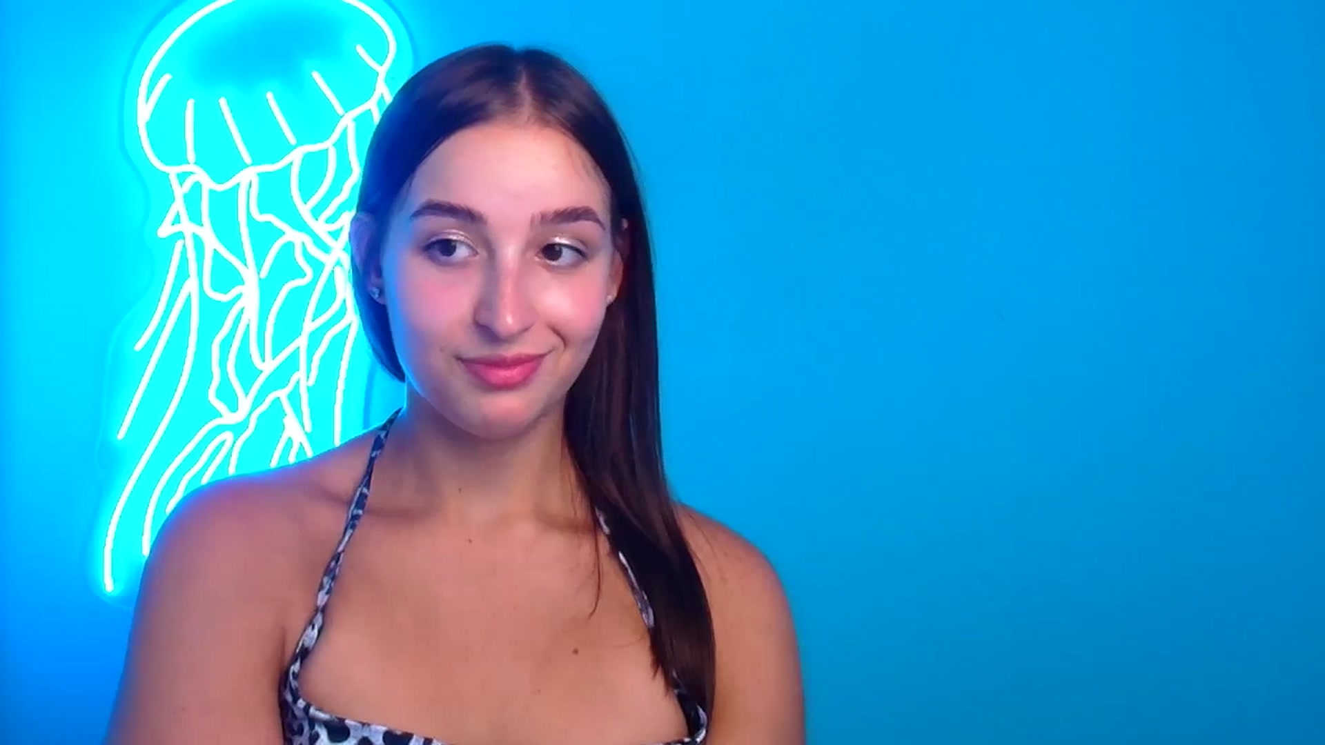 Gallery image thumbnail from Lilli_Fun's myfreecams stream on, 08/10/2024, 11:54 image 9 of 20