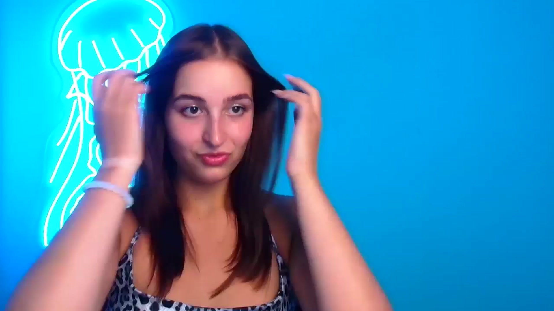 Gallery image thumbnail from Lilli_Fun's myfreecams stream on, 08/10/2024, 11:54 image 1 of 20
