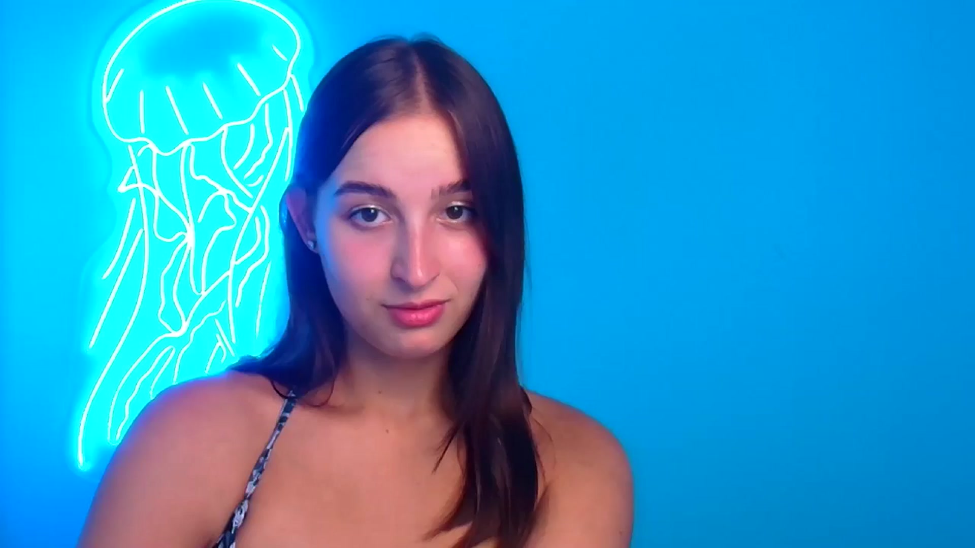 Gallery image thumbnail from Lilli_Fun's myfreecams stream on, 08/10/2024, 12:50 image 9 of 20