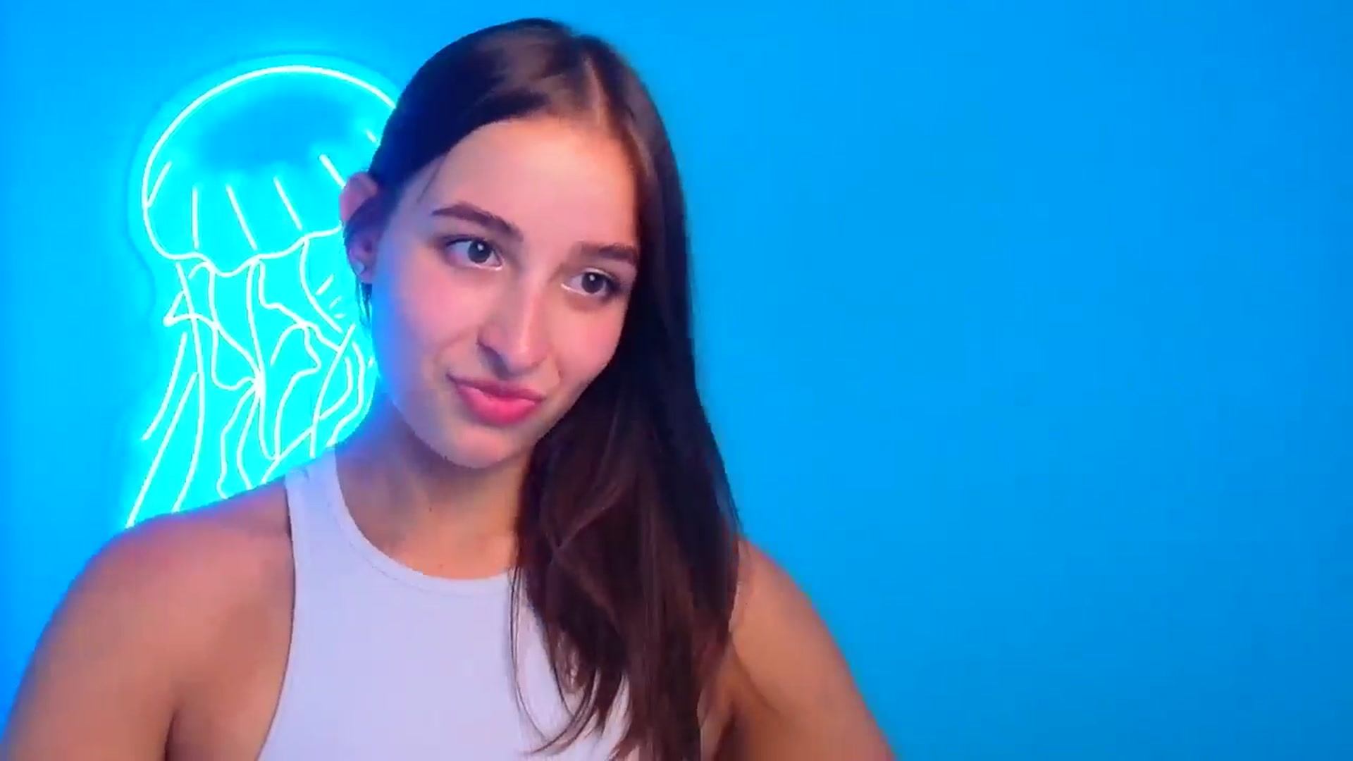 Gallery image thumbnail from Lilli_Fun's myfreecams stream on, 08/11/2024, 10:07 image 18 of 20