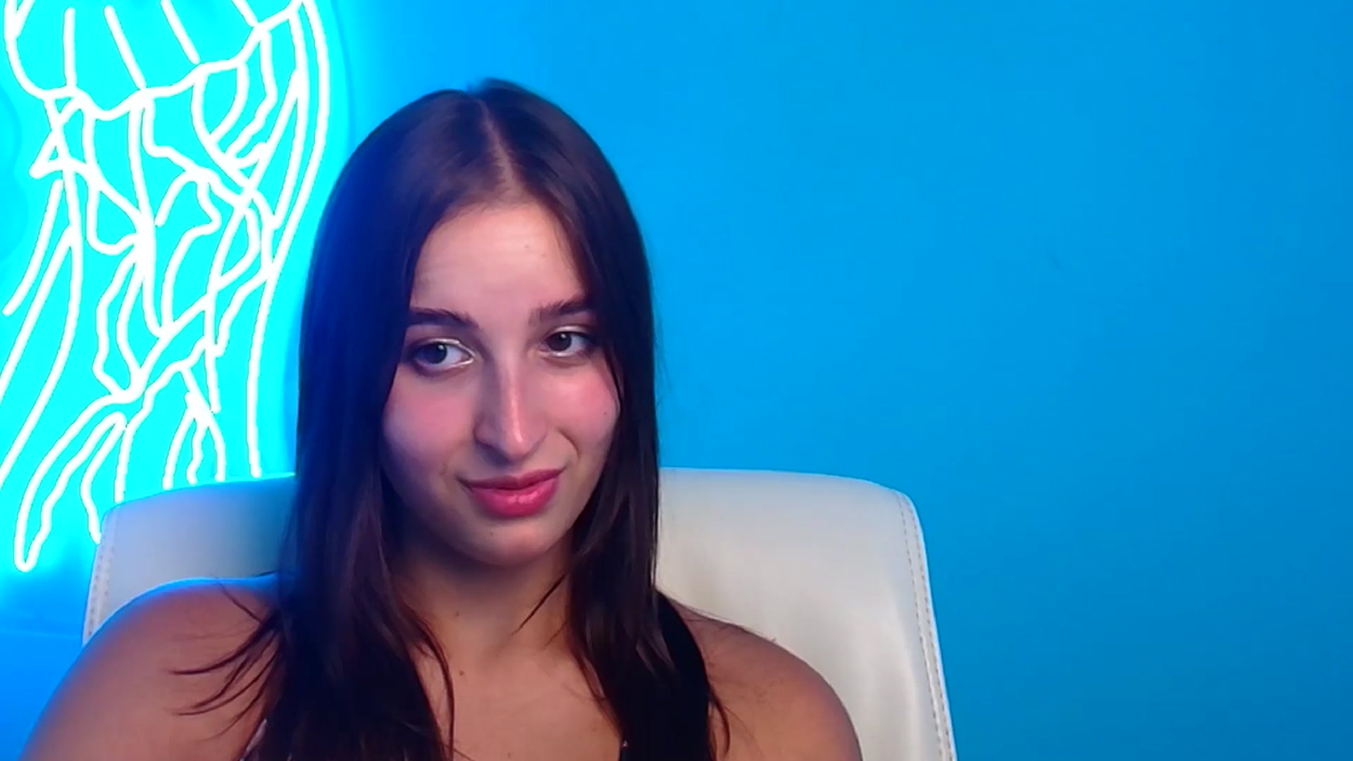 Gallery image thumbnail from Lilli_Fun's myfreecams stream on, 08/11/2024, 15:10 image 8 of 20