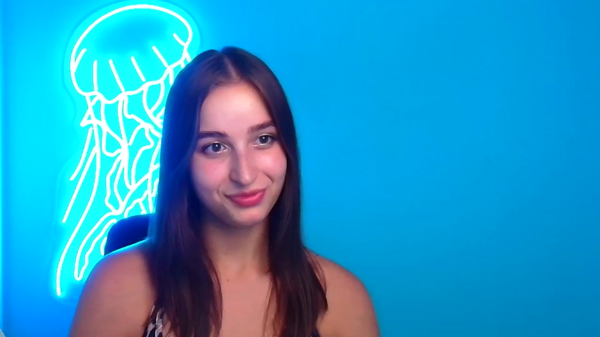 Gallery image thumbnail from Lilli_Fun's myfreecams stream on, 08/11/2024, 16:53 image 1 of 20