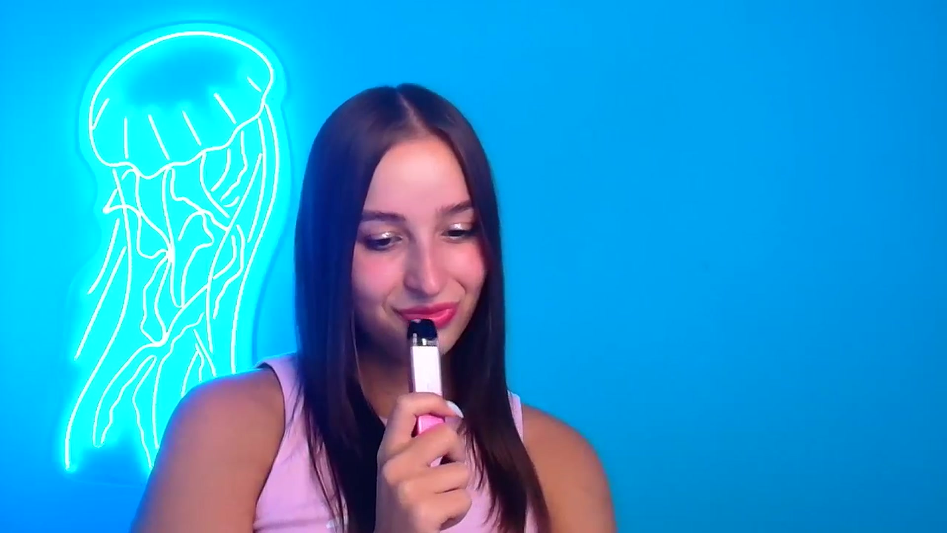 Gallery image thumbnail from Lilli_Fun's myfreecams stream on, 08/12/2024, 19:40 image 11 of 20
