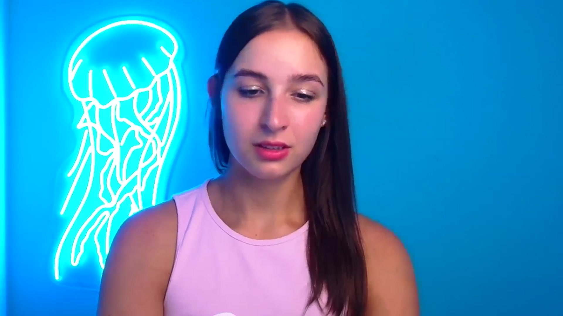 Gallery image thumbnail from Lilli_Fun's myfreecams stream on, 08/12/2024, 20:38 image 7 of 20