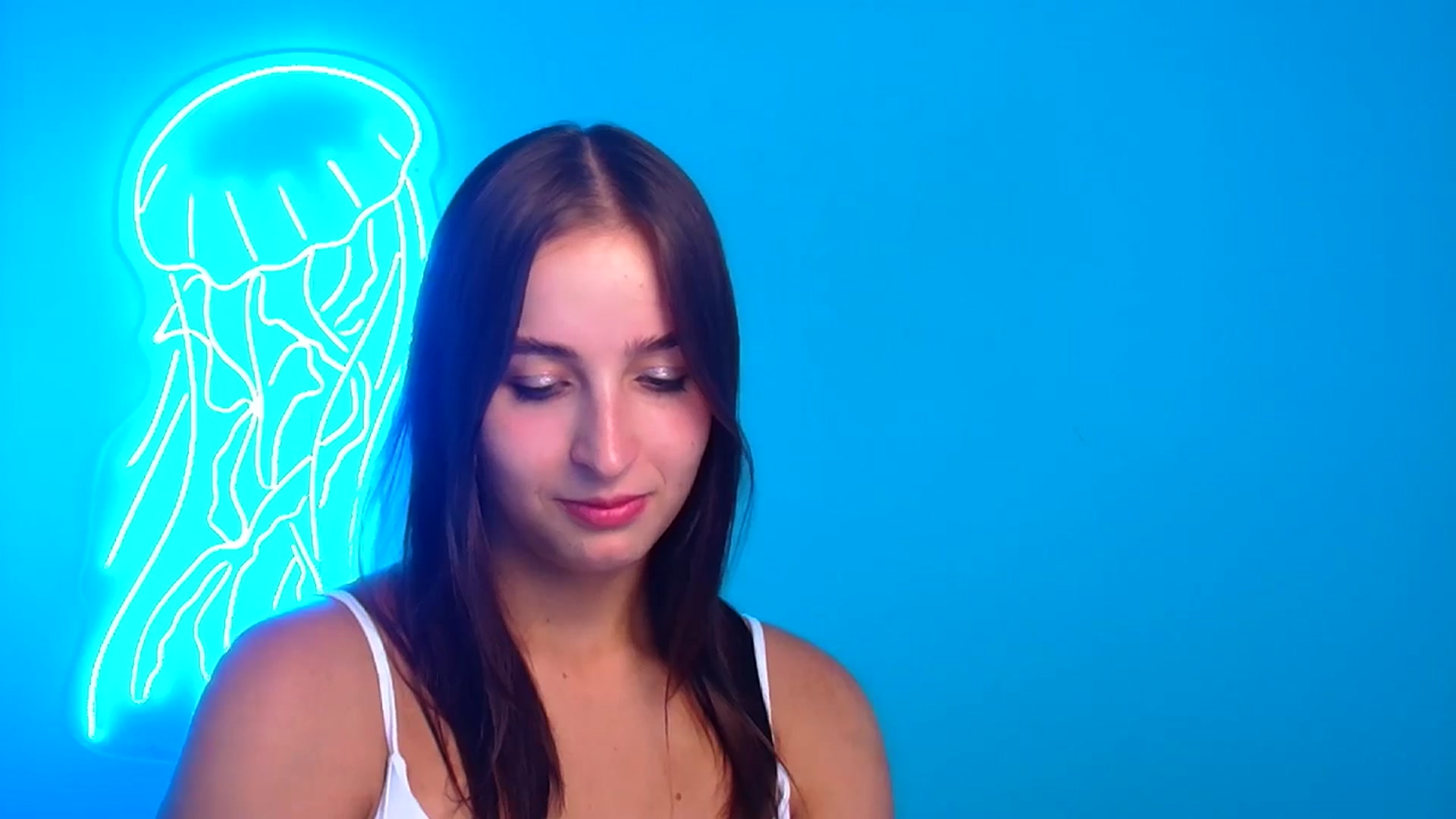 Gallery image thumbnail from Lilli_Fun's myfreecams stream on, 08/12/2024, 21:39 image 18 of 20