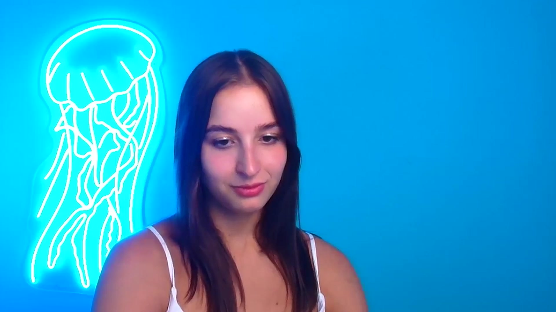 Gallery image thumbnail from Lilli_Fun's myfreecams stream on, 08/13/2024, 24:06 image 15 of 20